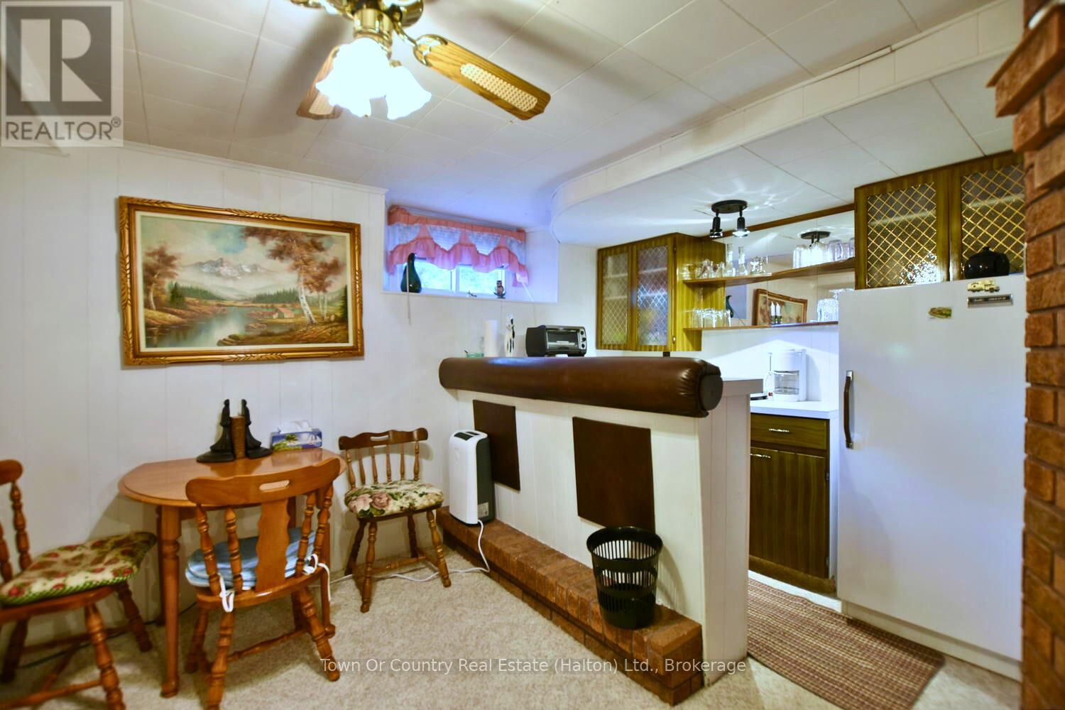 540 10th Avenue, Hanover, Ontario  N4N 2P4 - Photo 41 - X12996022