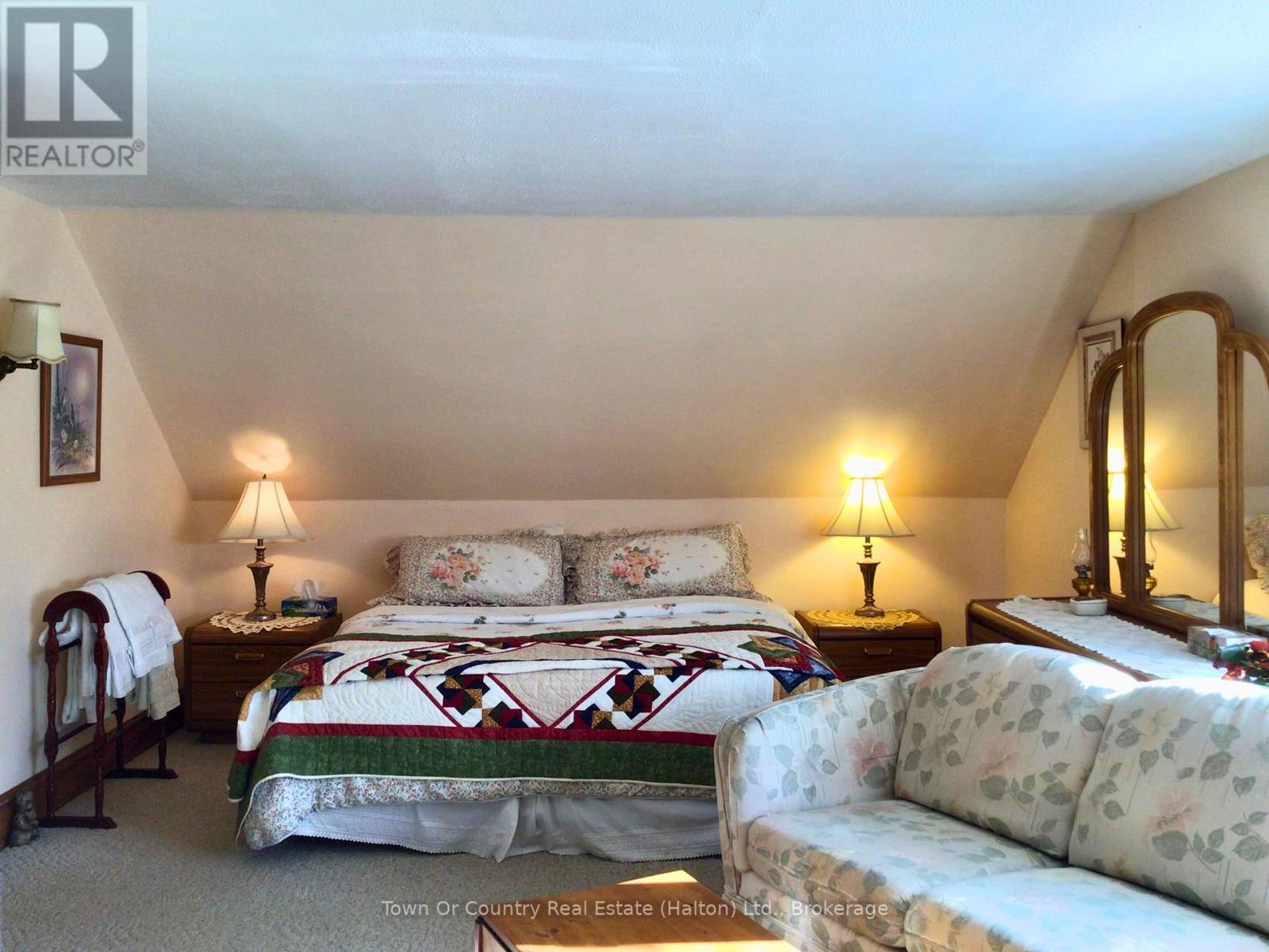 540 10th Avenue, Hanover, Ontario  N4N 2P4 - Photo 47 - X12996022