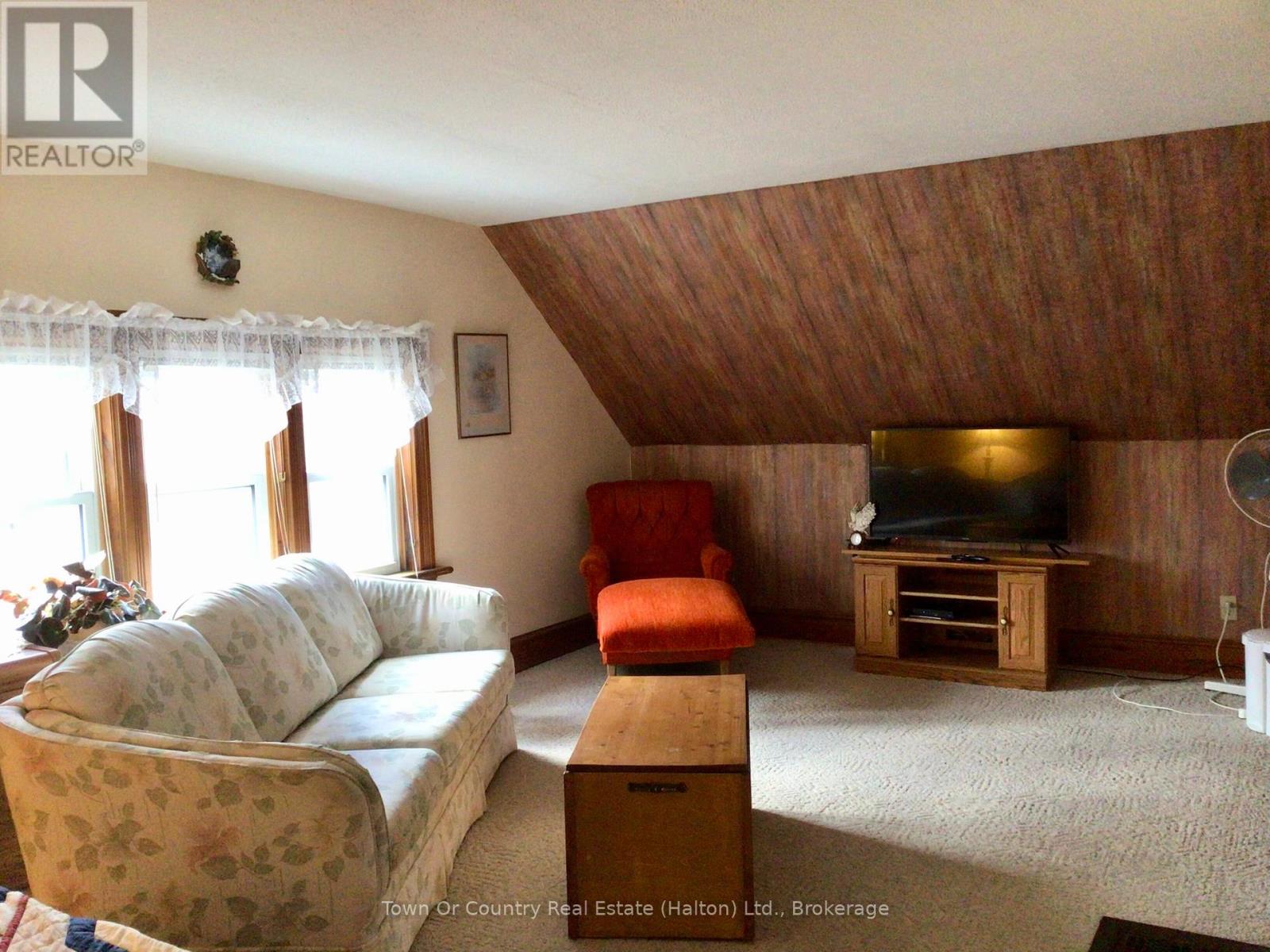 540 10th Avenue, Hanover, Ontario  N4N 2P4 - Photo 50 - X12996022