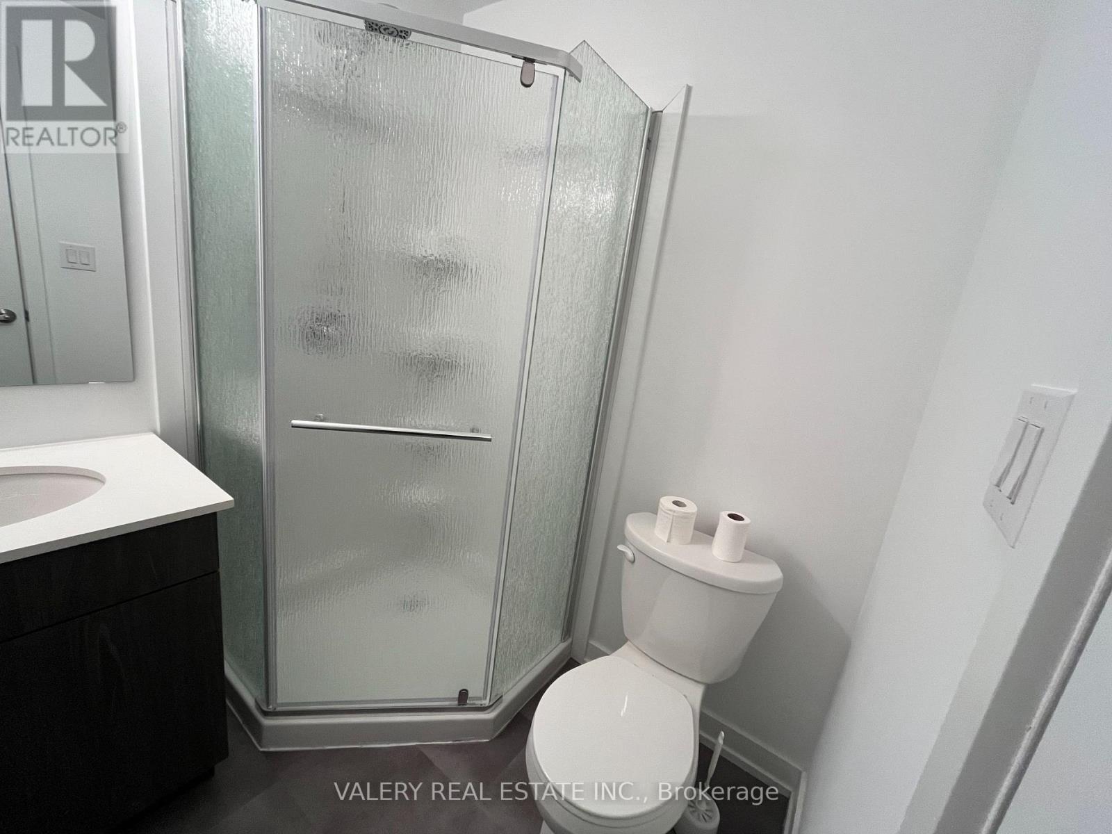 514 - 4263 Fourth Avenue, Niagara Falls, Ontario  L2E 0C2 - Photo 4 - X12995820