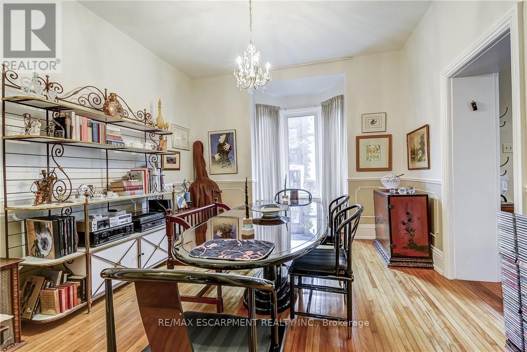 315 Aberdeen Street, Hamilton, Ontario  L8P 2R6 - Photo 18 - X12995894