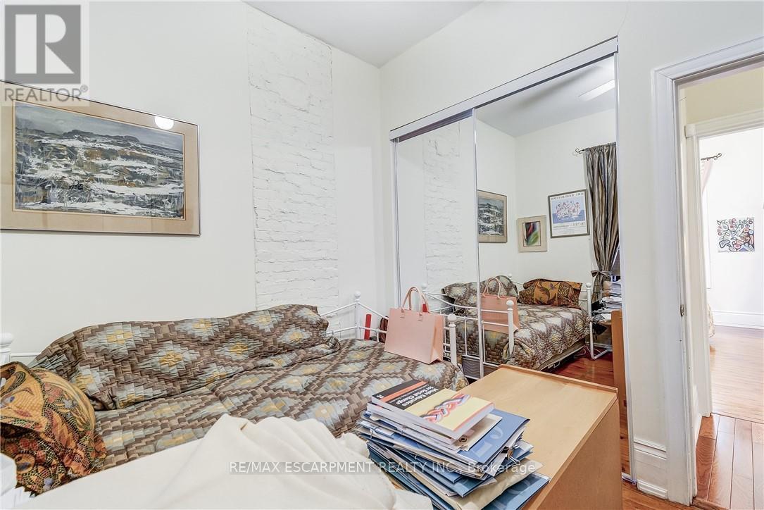 315 Aberdeen Street, Hamilton, Ontario  L8P 2R6 - Photo 26 - X12995894