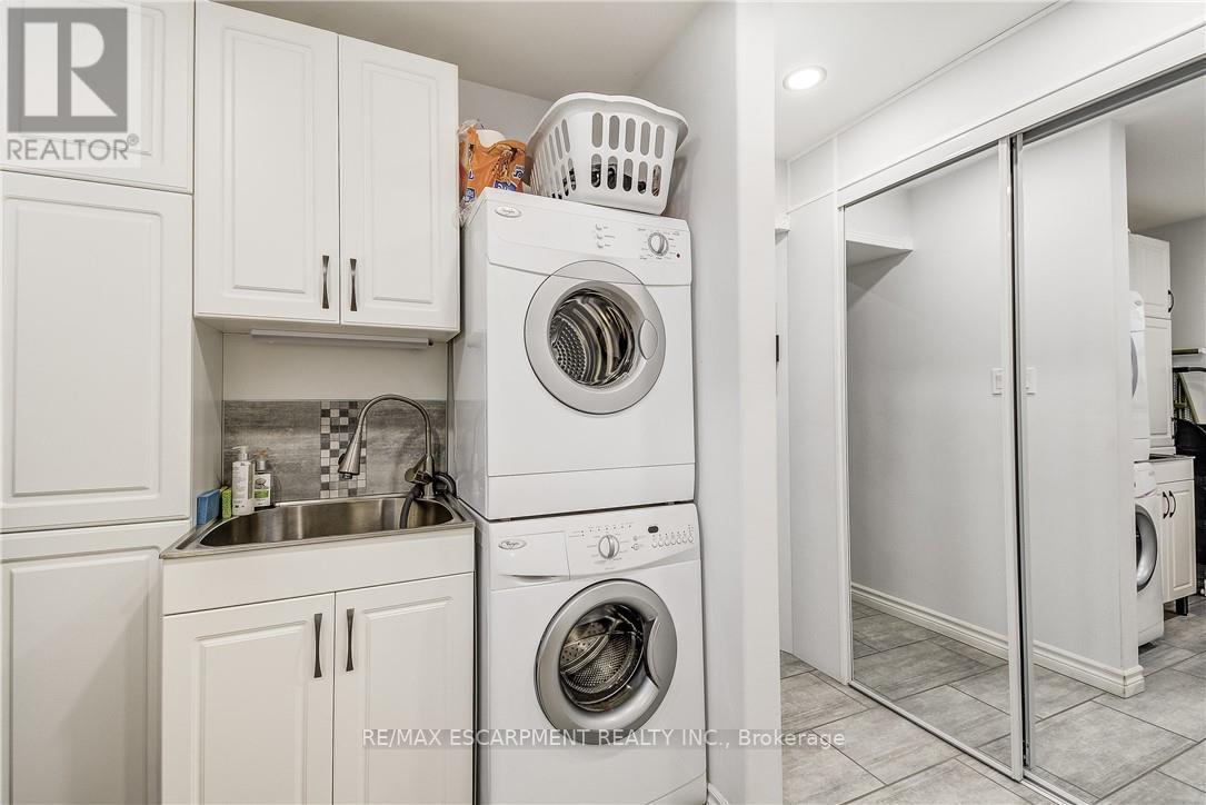 315 Aberdeen Street, Hamilton, Ontario  L8P 2R6 - Photo 34 - X12995894