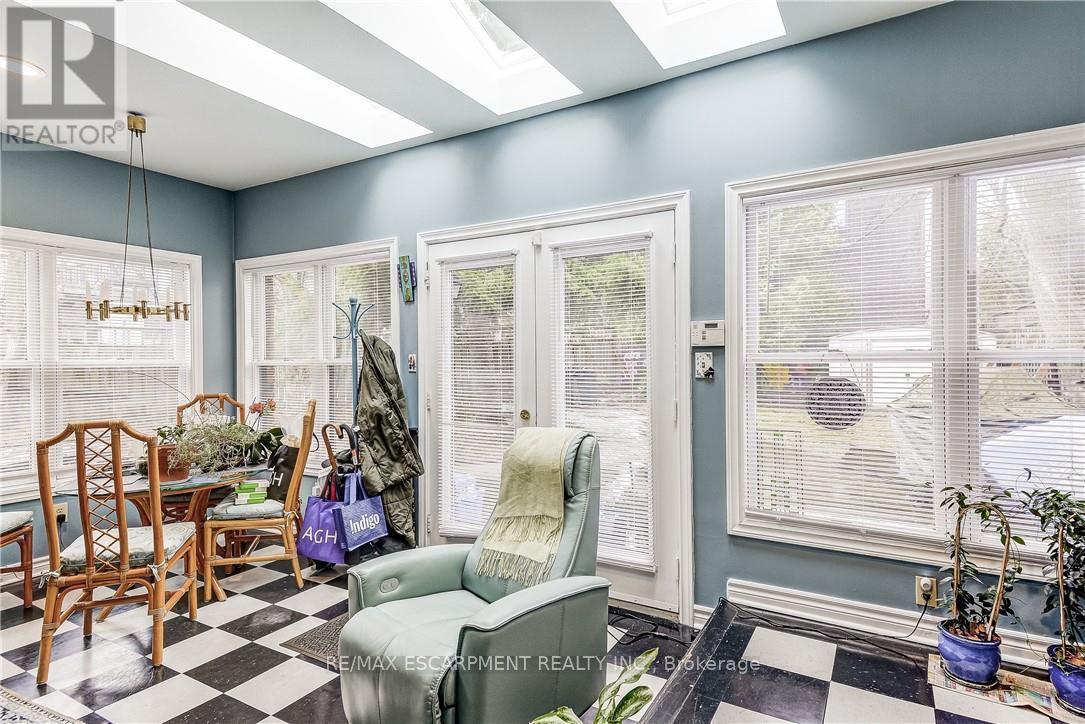 315 Aberdeen Street, Hamilton, Ontario  L8P 2R6 - Photo 39 - X12995894