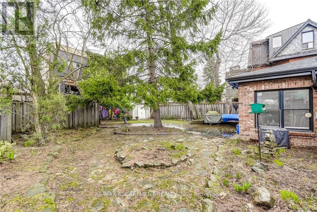 315 Aberdeen Street, Hamilton, Ontario  L8P 2R6 - Photo 47 - X12995894