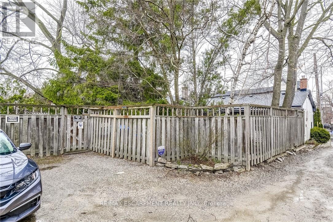 315 Aberdeen Street, Hamilton, Ontario  L8P 2R6 - Photo 48 - X12995894