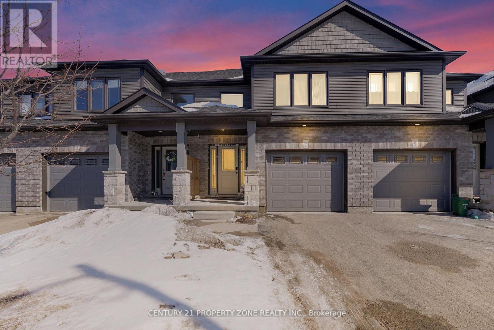 34 - 7 TAYLOR DRIVE, East Luther Grand Valley, Ontario