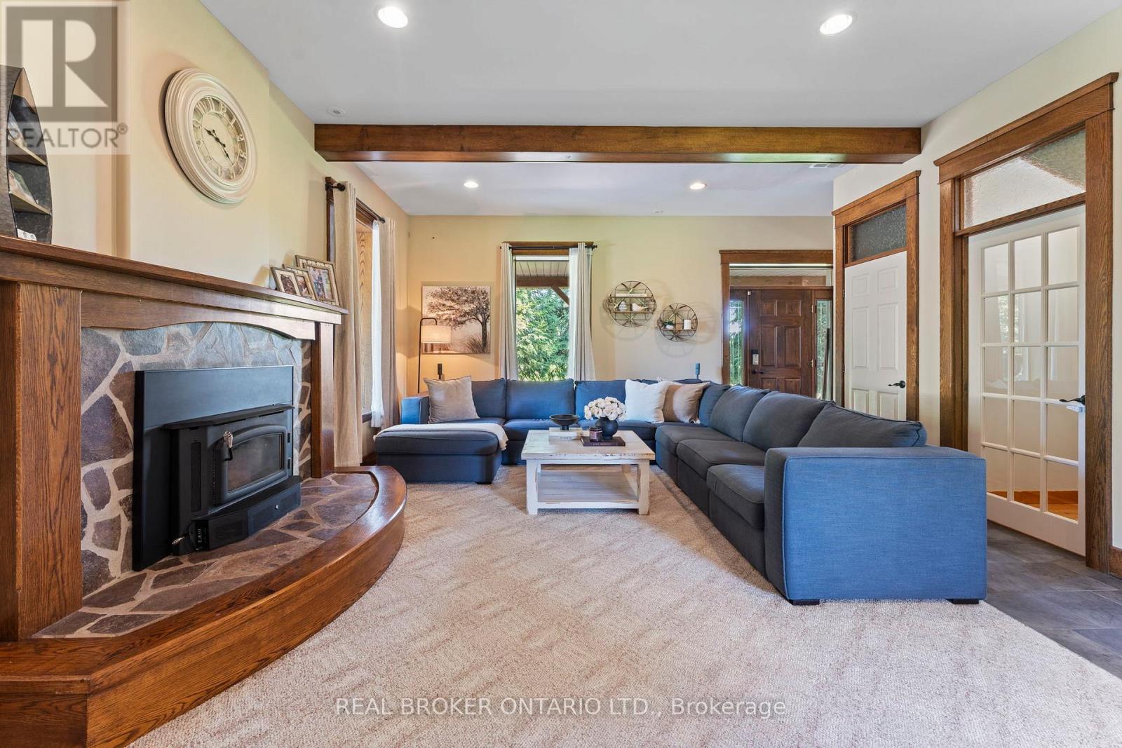 182 Governor's Rd Road E, Brant, Ontario  N3L 3E1 - Photo 8 - X12995954