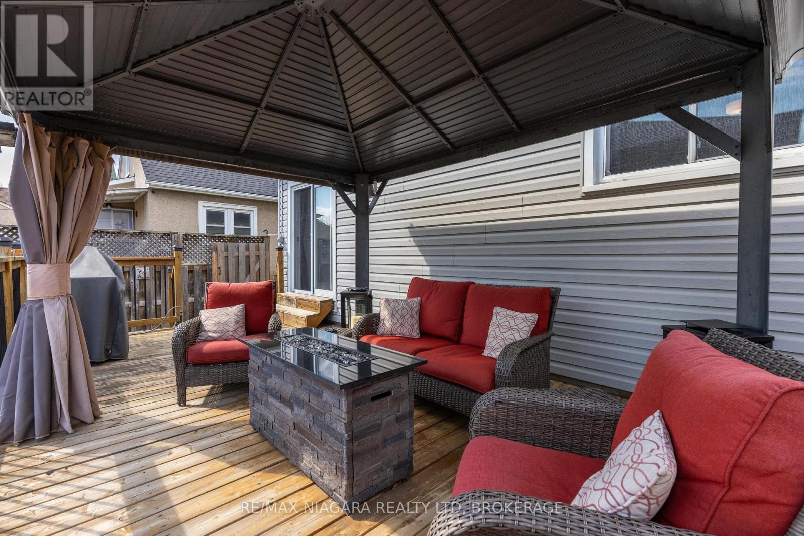 88 Garnet Street, St. Catharines, Ontario  L2M 5G4 - Photo 23 - X12996024