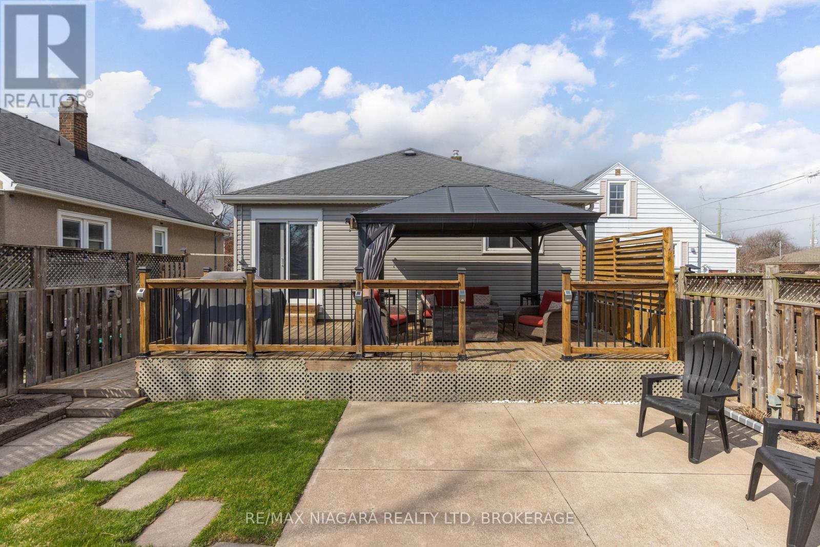 88 Garnet Street, St. Catharines, Ontario  L2M 5G4 - Photo 24 - X12996024