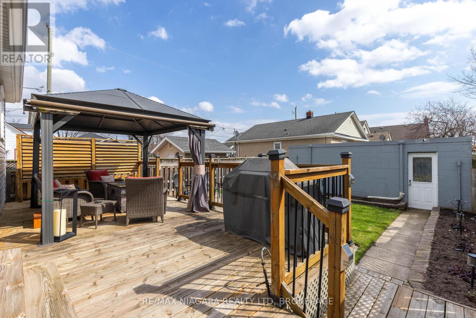 88 Garnet Street, St. Catharines, Ontario  L2M 5G4 - Photo 25 - X12996024