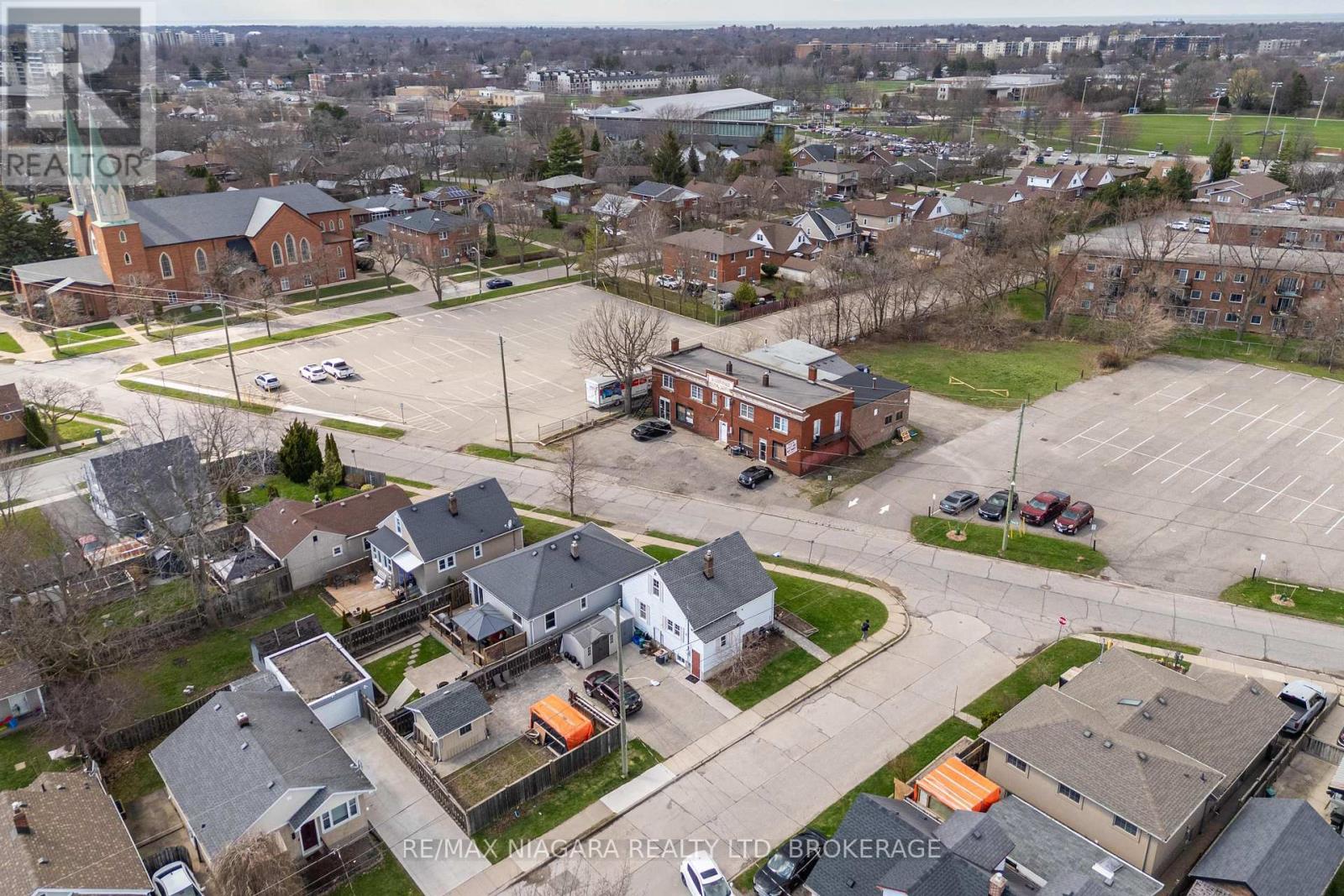 88 Garnet Street, St. Catharines, Ontario  L2M 5G4 - Photo 30 - X12996024