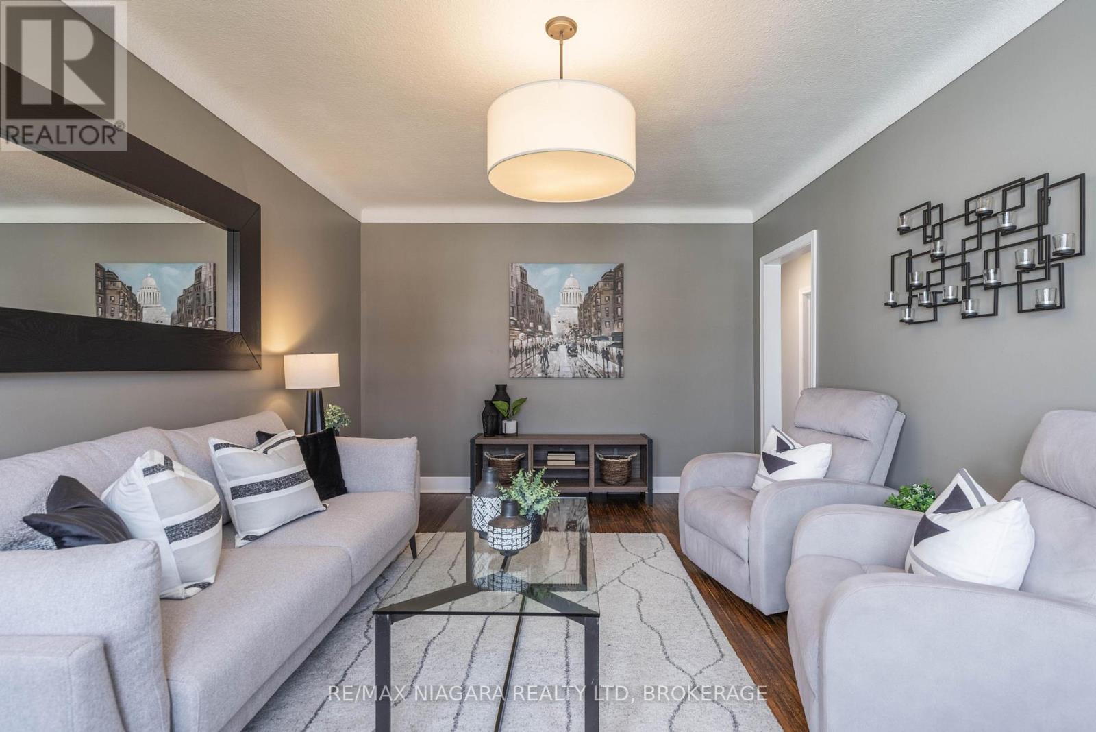 88 Garnet Street, St. Catharines, Ontario  L2M 5G4 - Photo 6 - X12996024