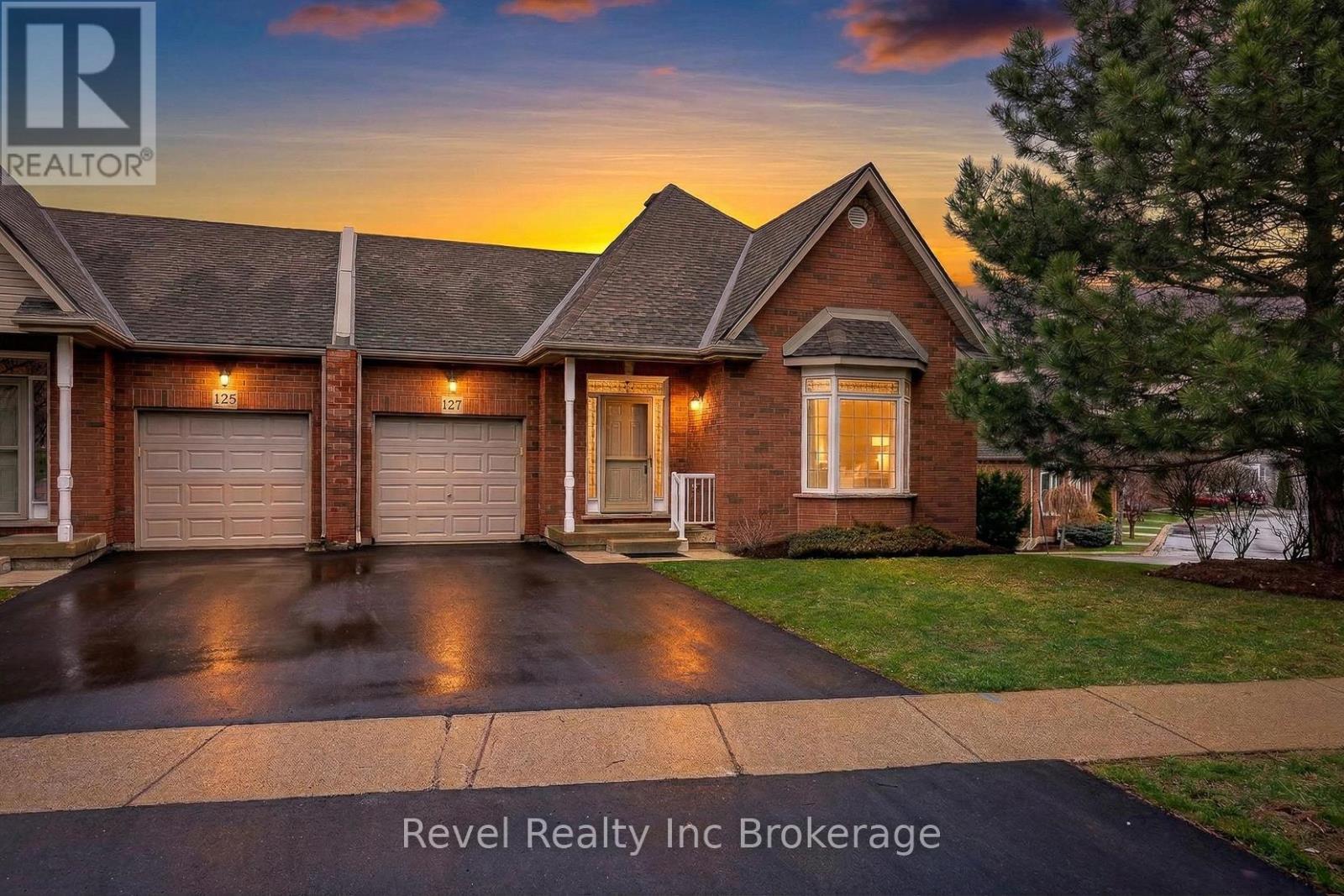 127 Ferguson Drive, Woodstock, Ontario  N4V 1H4 - Photo 3 - X12996202