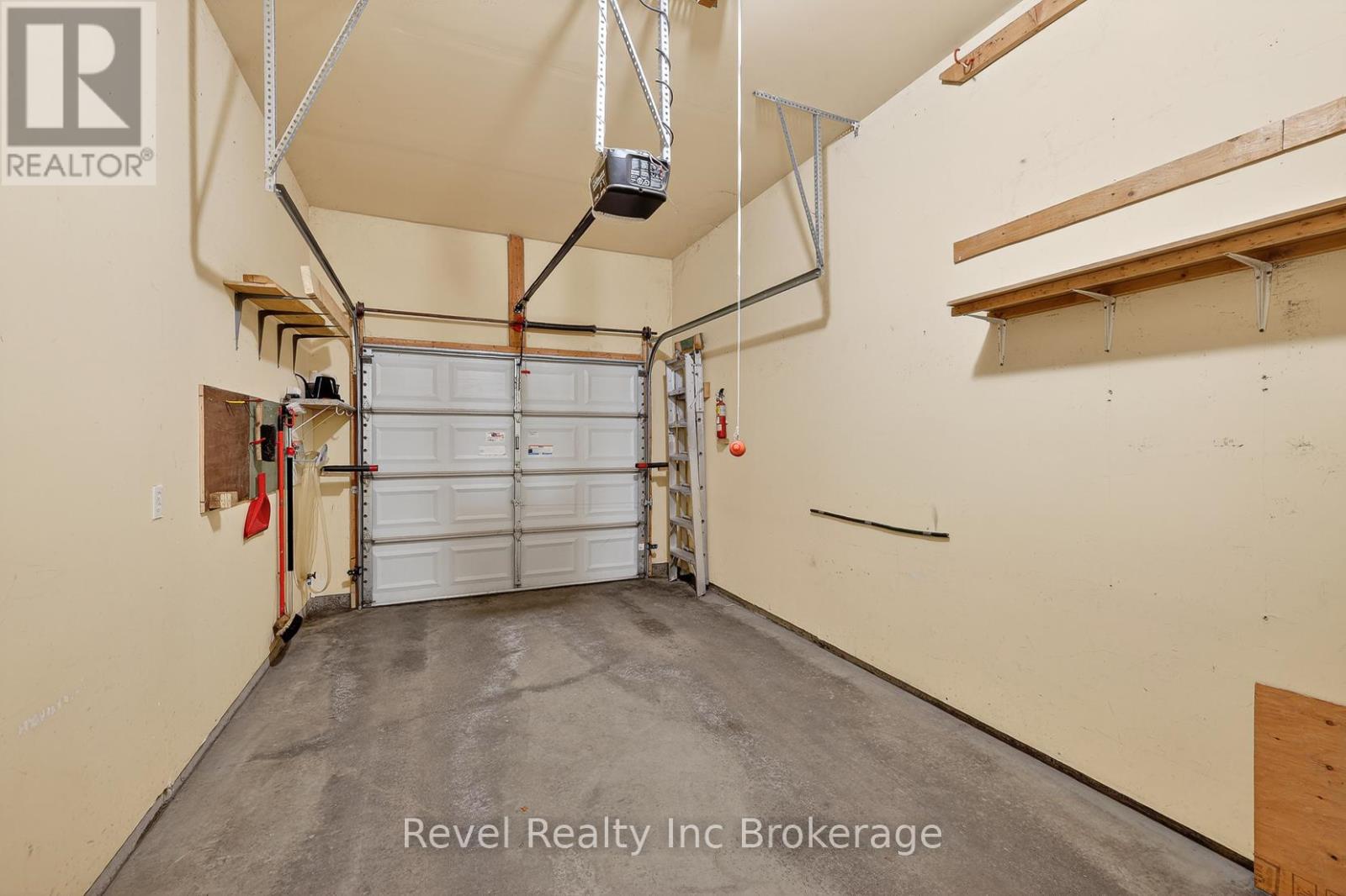 127 Ferguson Drive, Woodstock, Ontario  N4V 1H4 - Photo 32 - X12996202