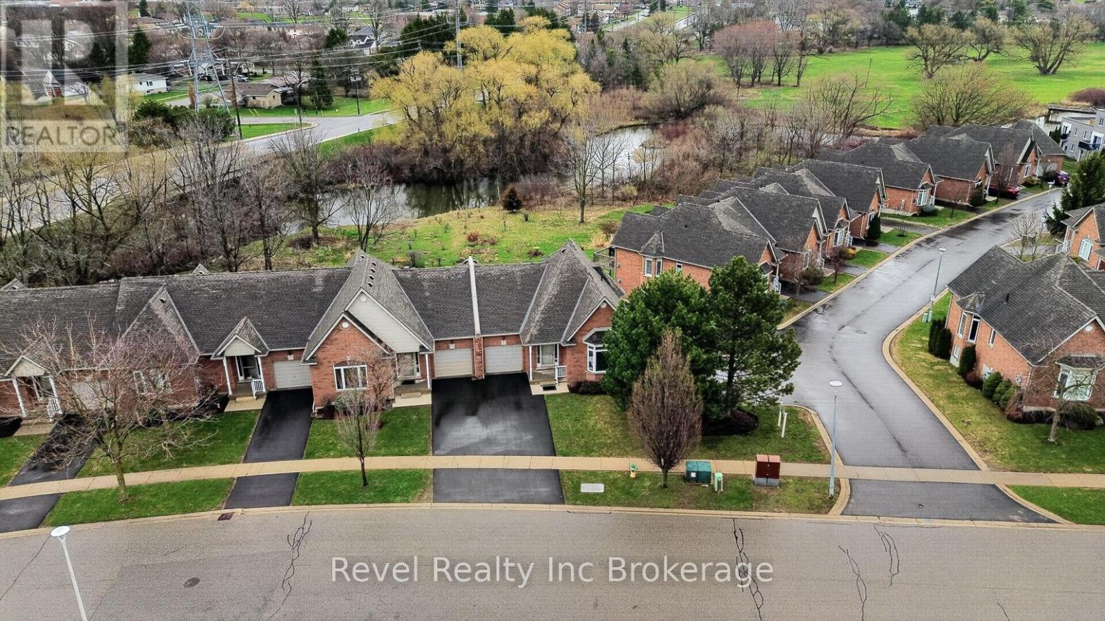 127 Ferguson Drive, Woodstock, Ontario  N4V 1H4 - Photo 4 - X12996202