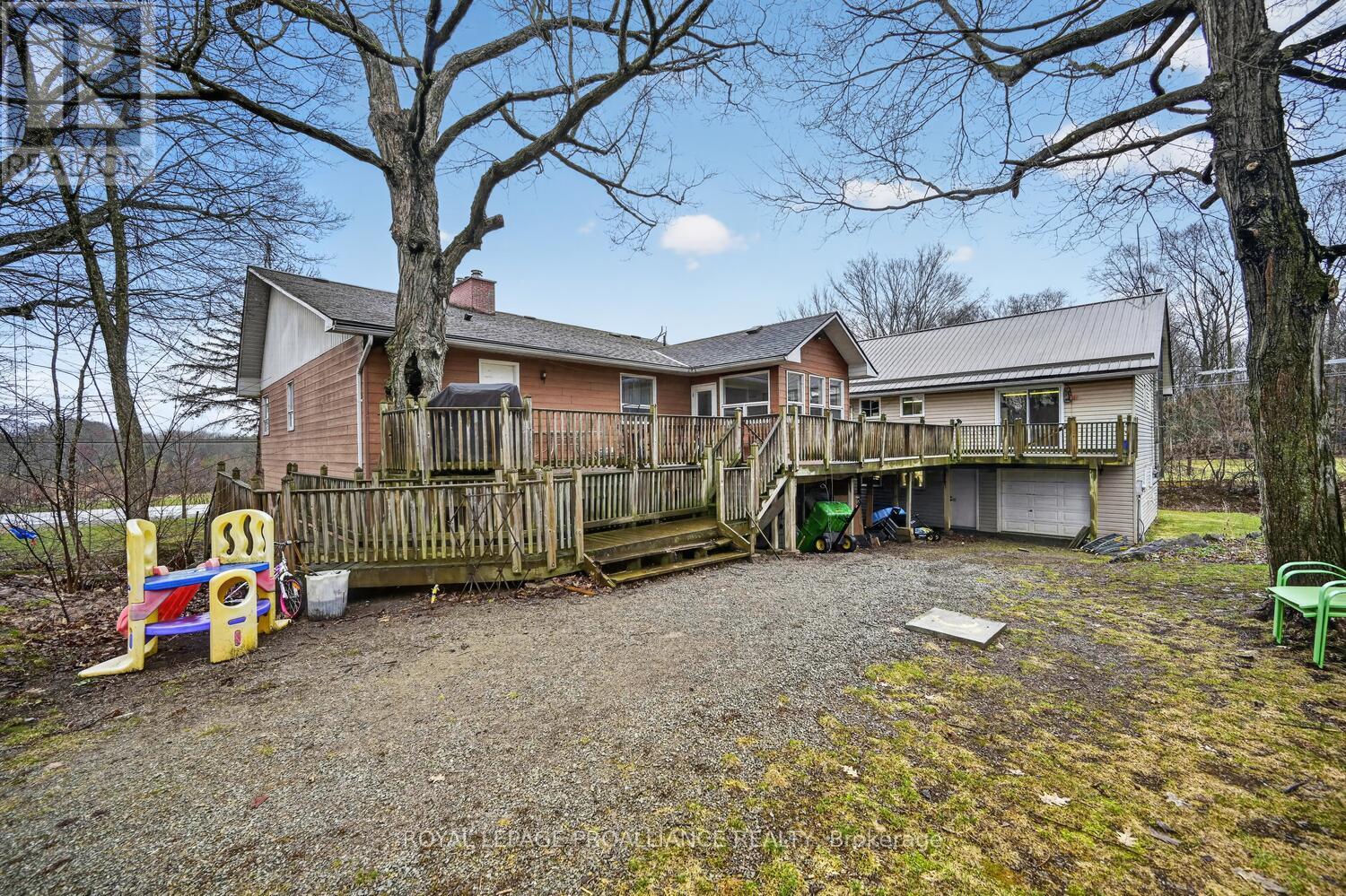 376 County Road 5 Road, Front Of Yonge, Ontario  K0E 1B0 - Photo 43 - X12993948