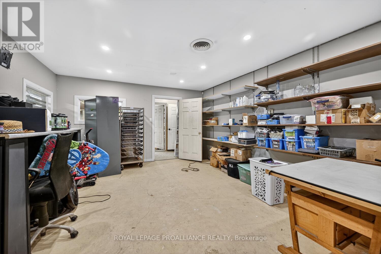 376 County Road 5 Road, Front Of Yonge, Ontario  K0E 1B0 - Photo 39 - X12993948