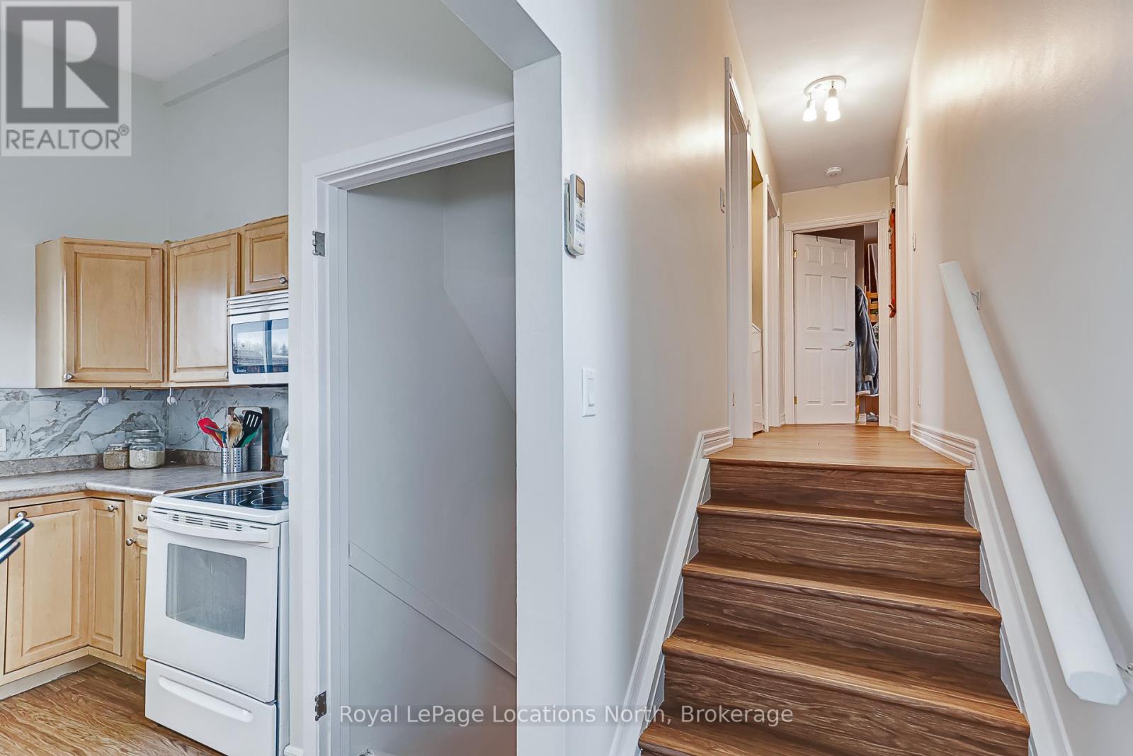 594 Oak Street, Collingwood, Ontario  L9Y 2Z1 - Photo 13 - S12996254