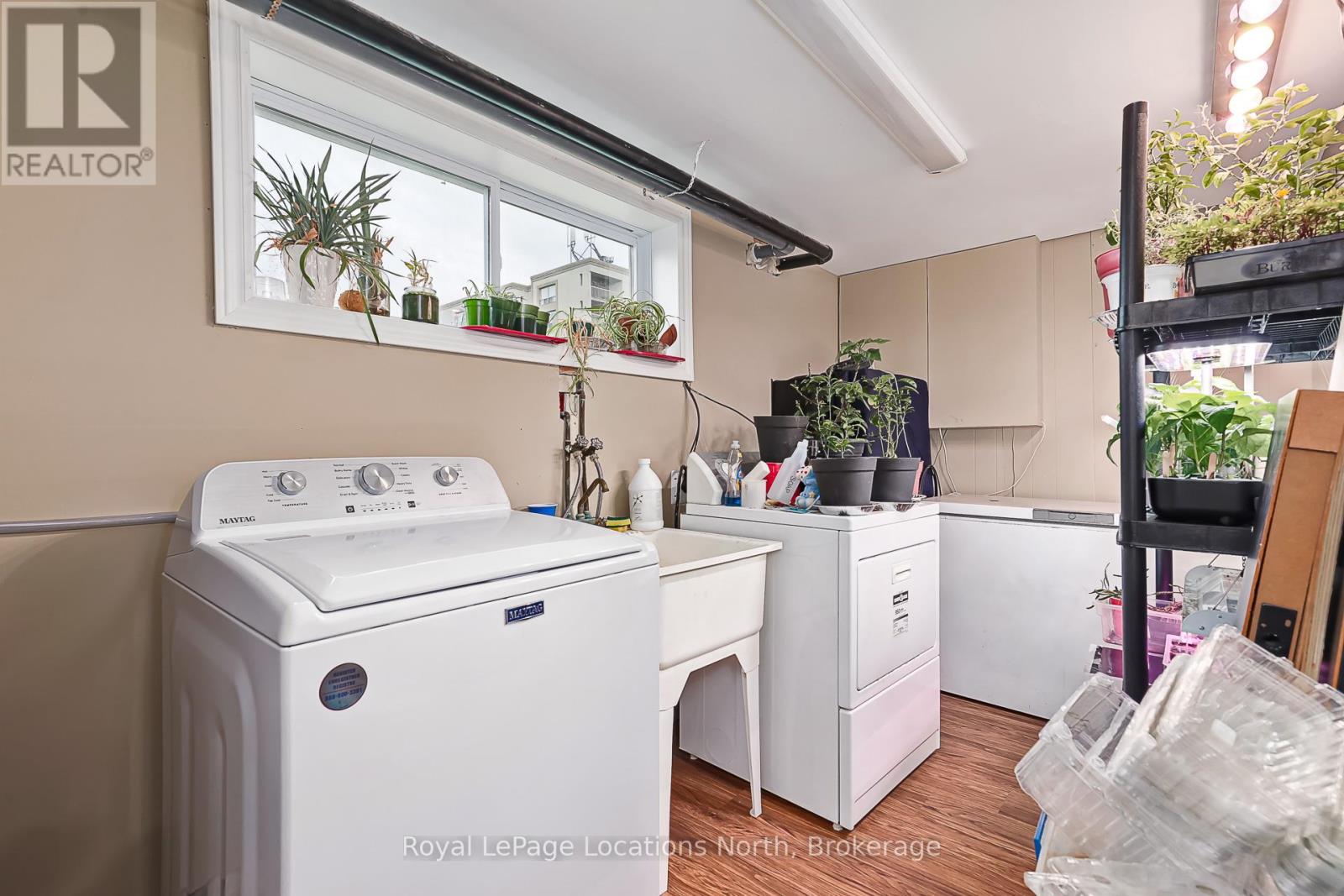 594 Oak Street, Collingwood, Ontario  L9Y 2Z1 - Photo 29 - S12996254