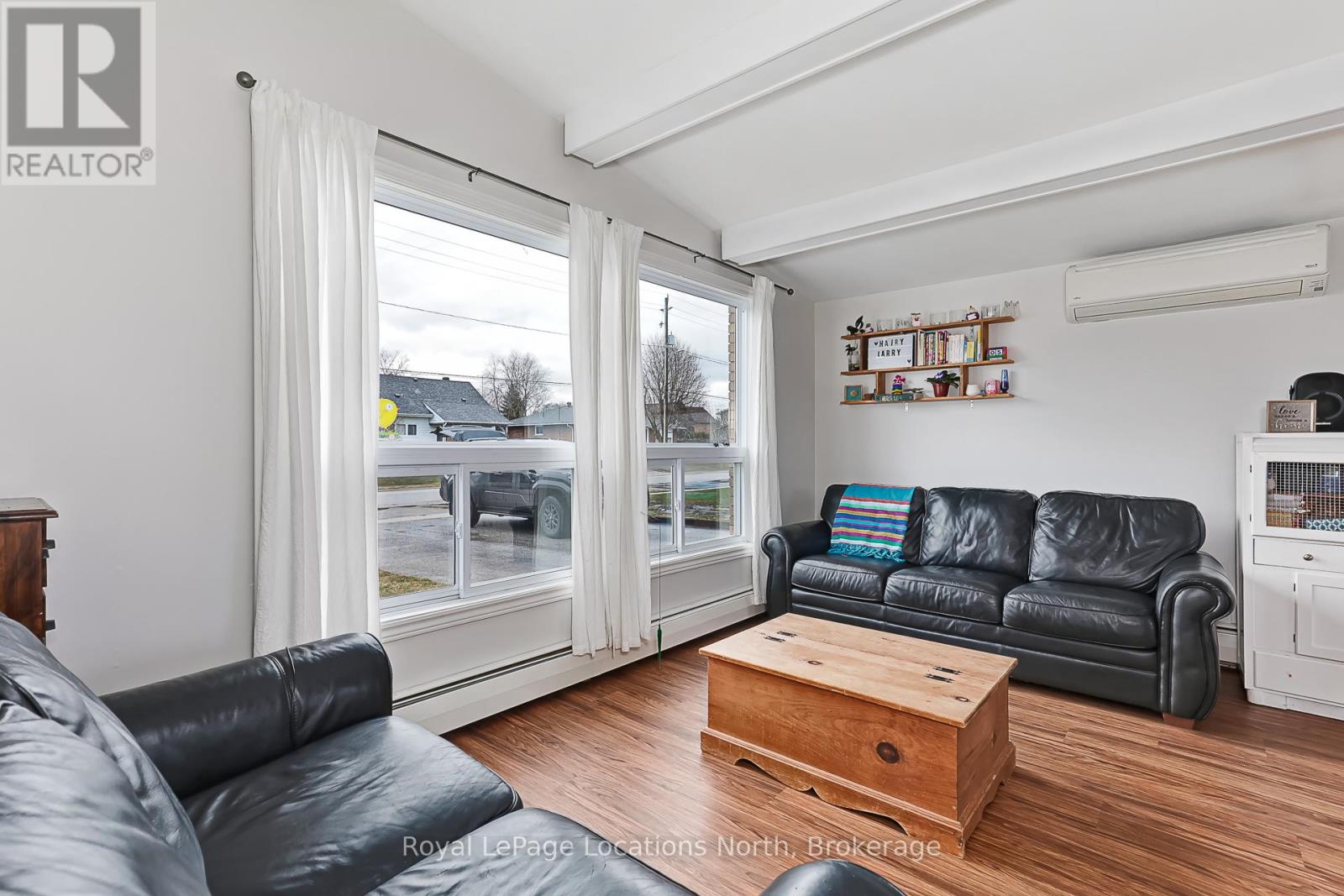 594 Oak Street, Collingwood, Ontario  L9Y 2Z1 - Photo 5 - S12996254