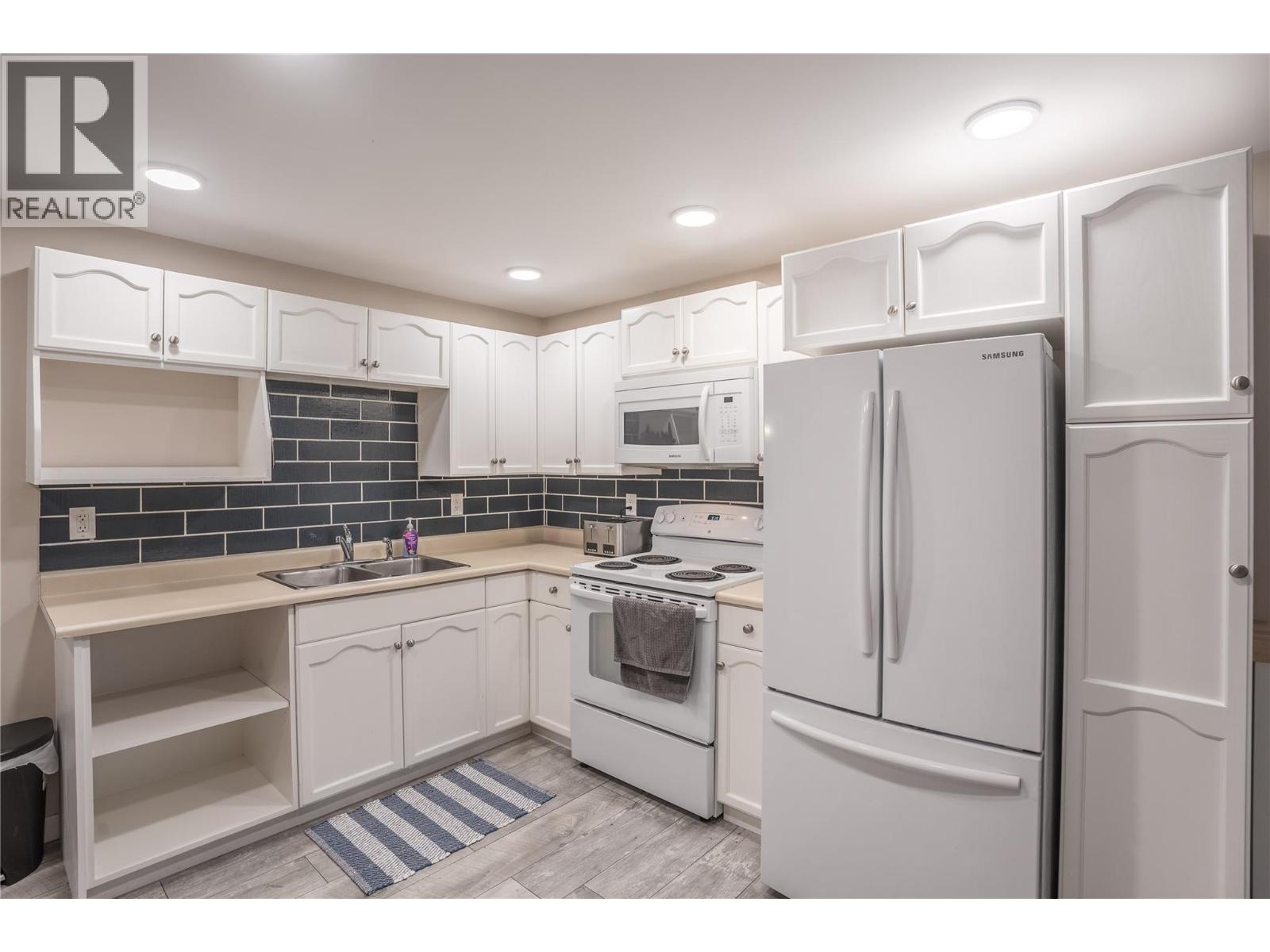 2513 Juniper Street, Summerland, British Columbia  V0H 1Z4 - Photo 32 - 10383120