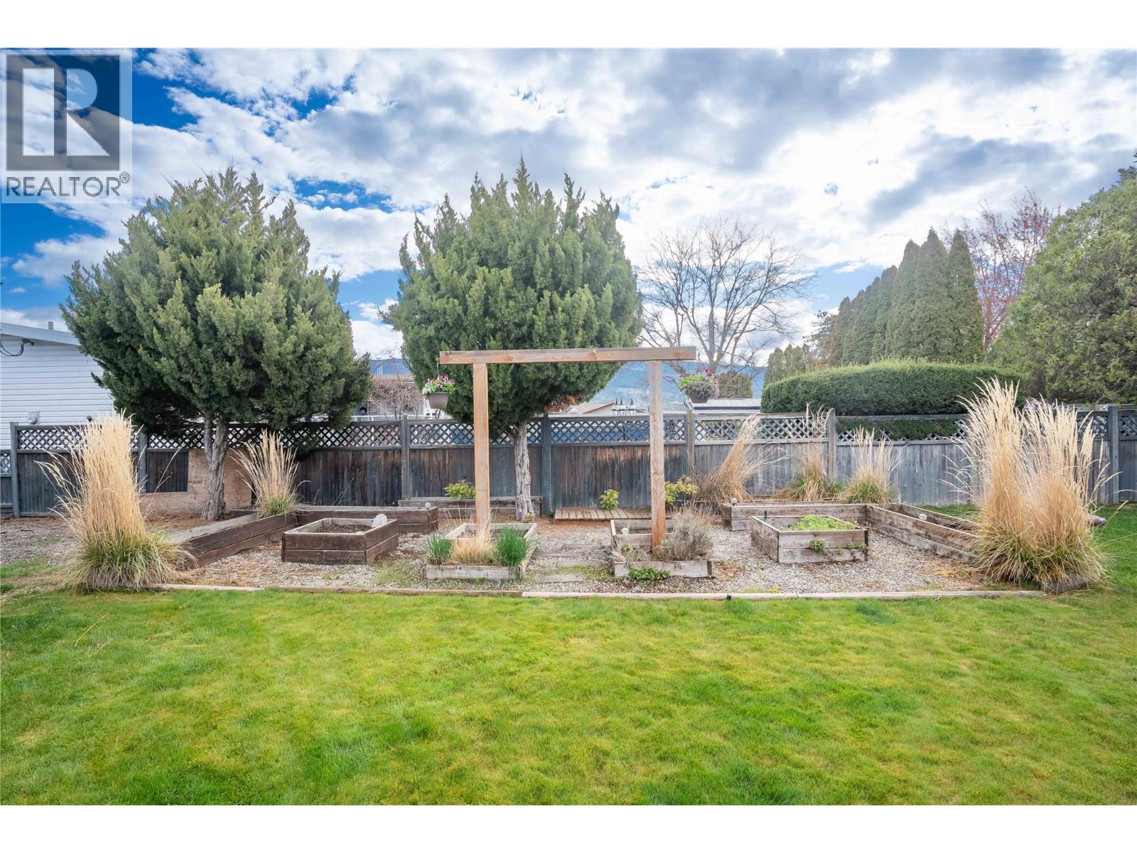 2513 Juniper Street, Summerland, British Columbia  V0H 1Z4 - Photo 45 - 10383120