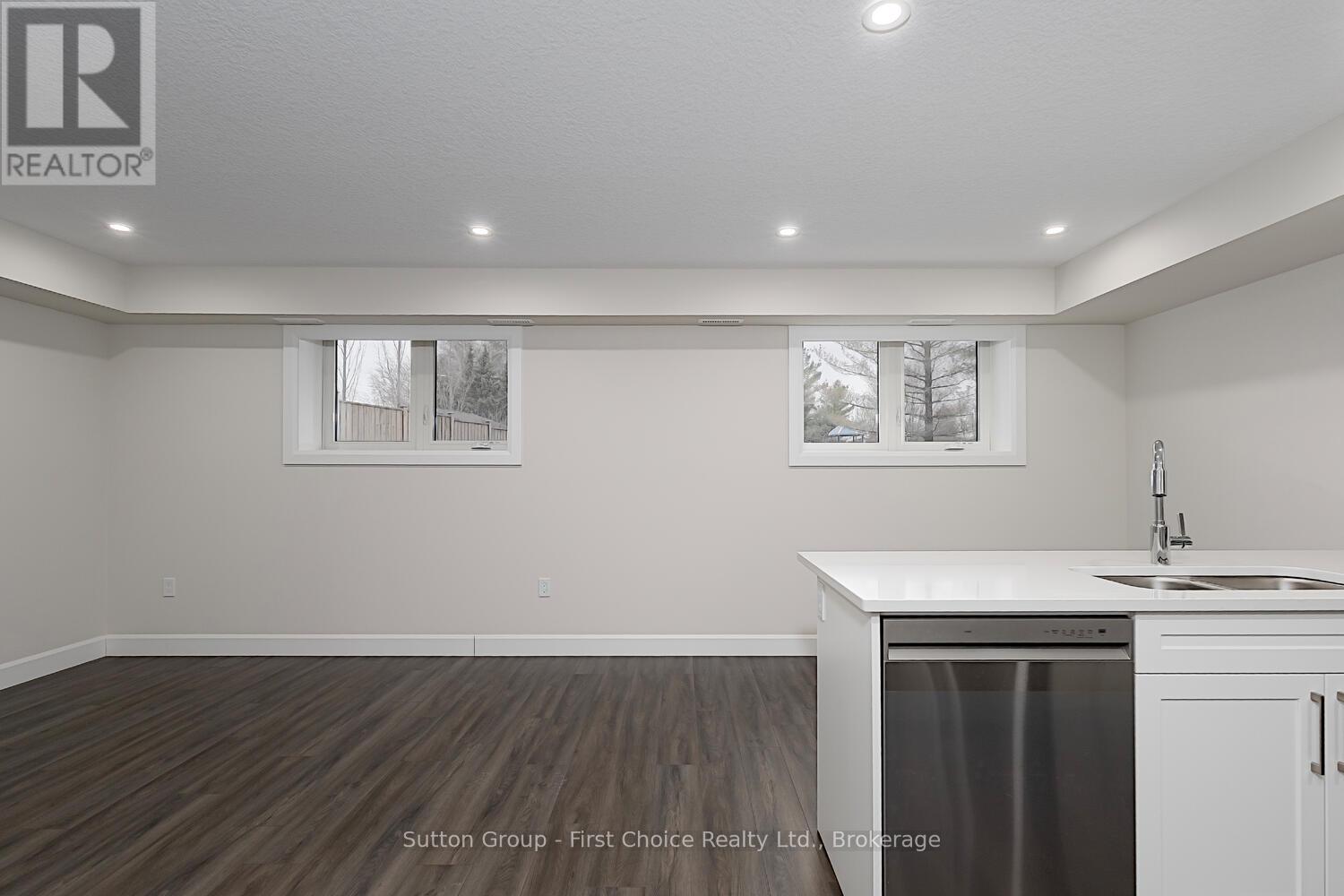 Unit 32 - 3202 Vivian Line, Stratford, Ontario  N5A 0K6 - Photo 10 - X12996040