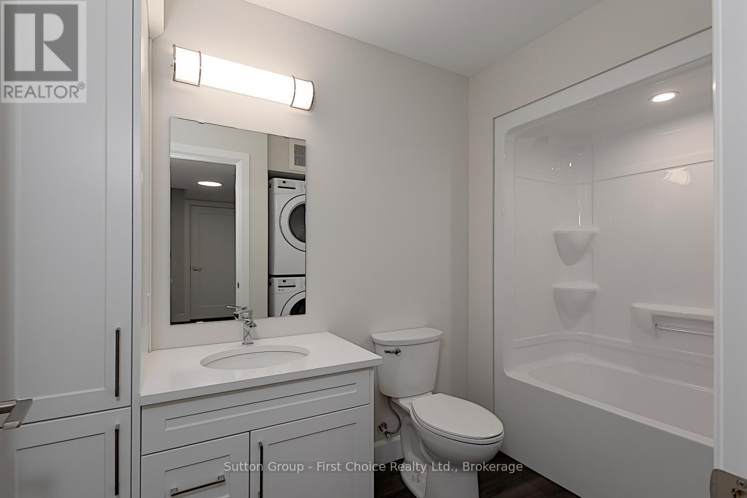 Unit 32 - 3202 Vivian Line, Stratford, Ontario  N5A 0K6 - Photo 12 - X12996040