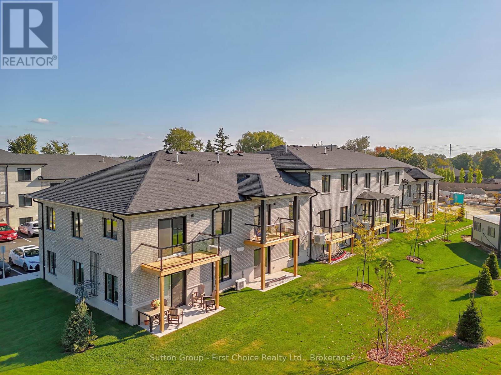 Unit 27 - 3202 Vivian Line, Stratford, Ontario  N5A 0K6 - Photo 4 - X12996056