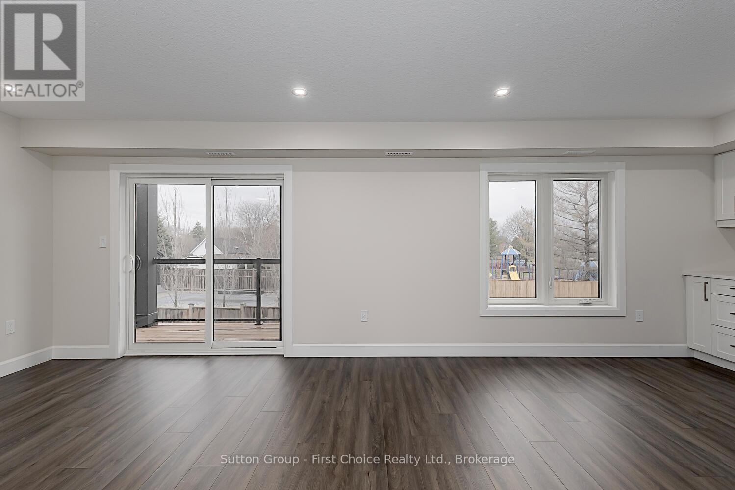 Unit 39 - 3202 Vivian Line, Stratford, Ontario  N5A 0K6 - Photo 12 - X12996076