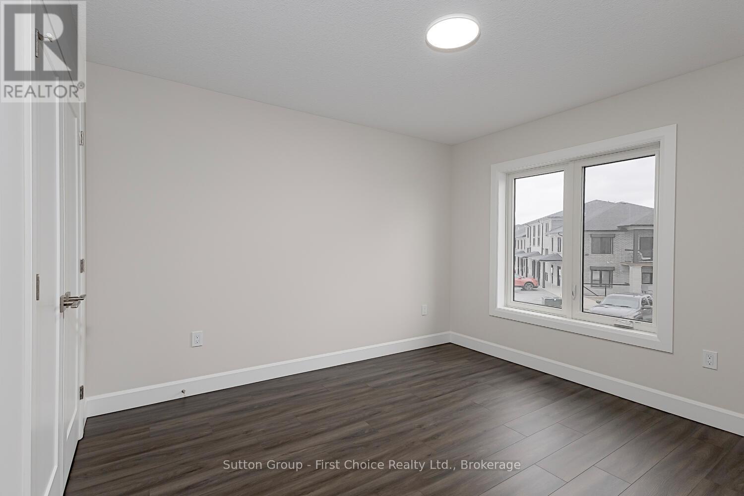 Unit 39 - 3202 Vivian Line, Stratford, Ontario  N5A 0K6 - Photo 14 - X12996076