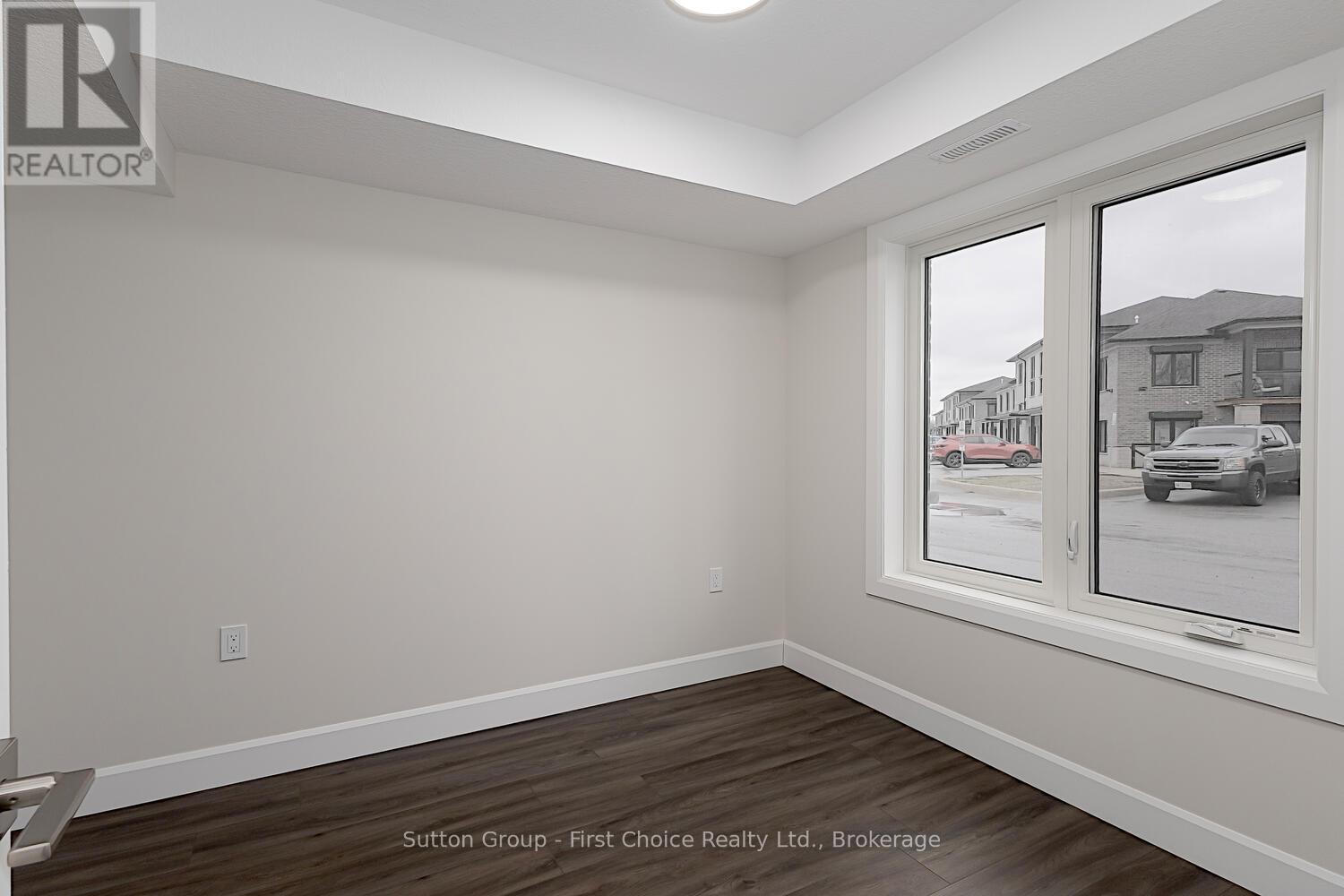 Unit 40 - 3202 Vivian Line, Stratford, Ontario  N5A 0K6 - Photo 15 - X12996096