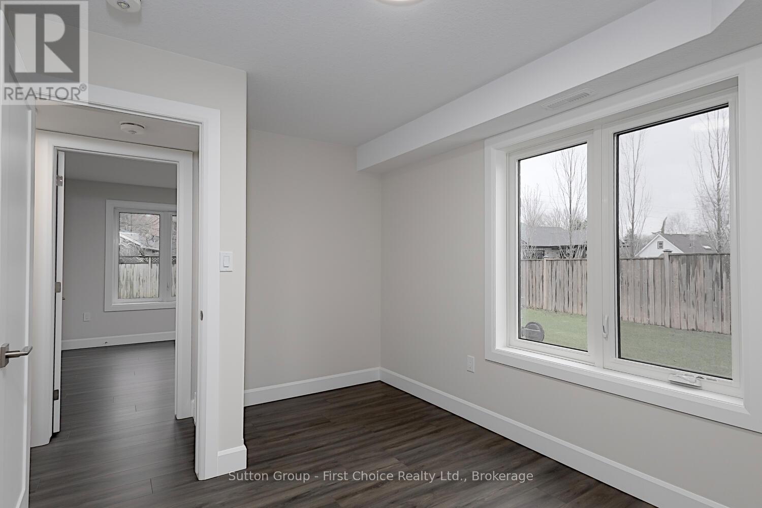 Unit 37 - 3202 Vivian Line, Stratford, Ontario  N5A 0K6 - Photo 11 - X12996106