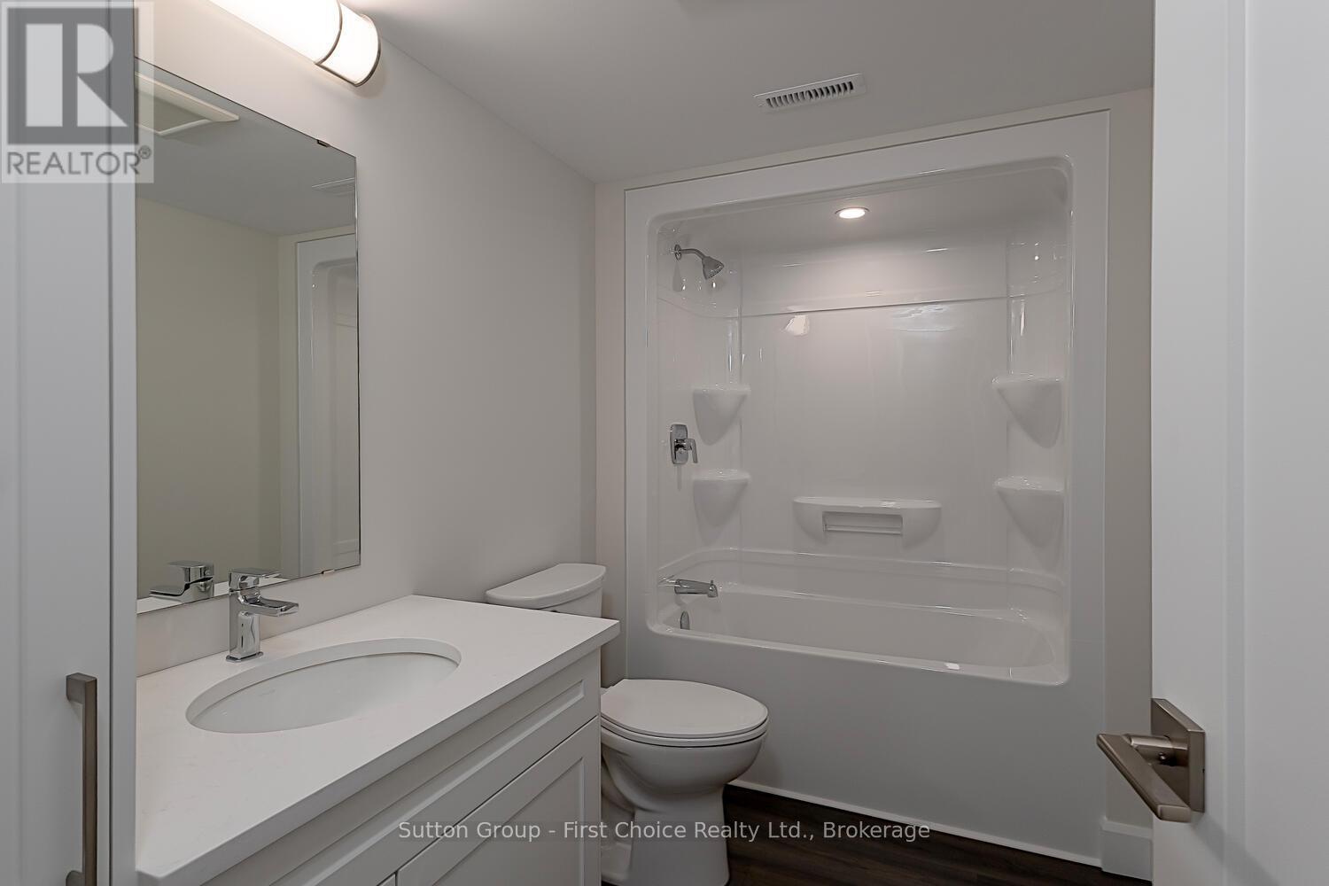 Unit 37 - 3202 Vivian Line, Stratford, Ontario  N5A 0K6 - Photo 14 - X12996106