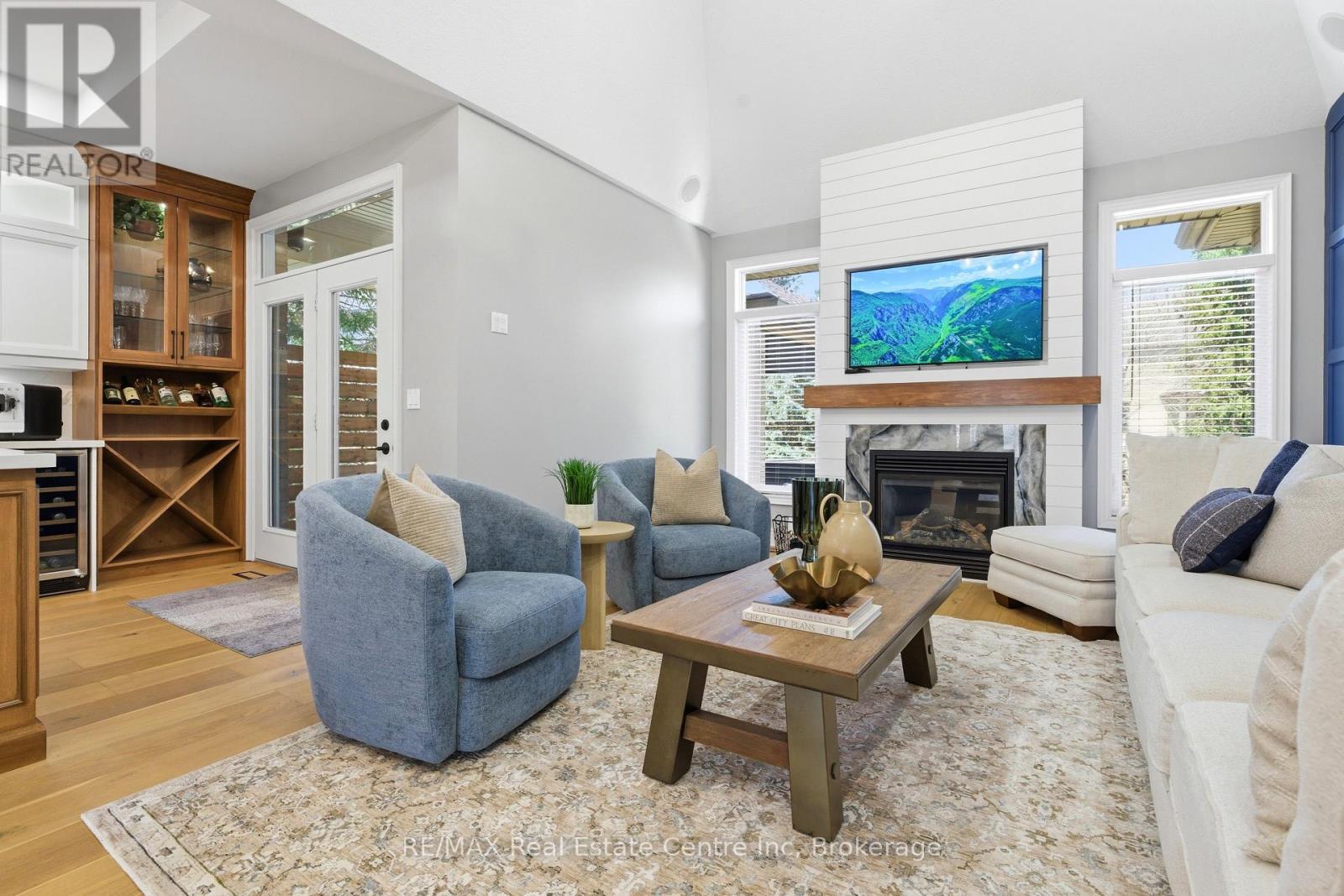 102 Kortright Road E, Guelph, Ontario  N1G 0A5 - Photo 12 - X12996208