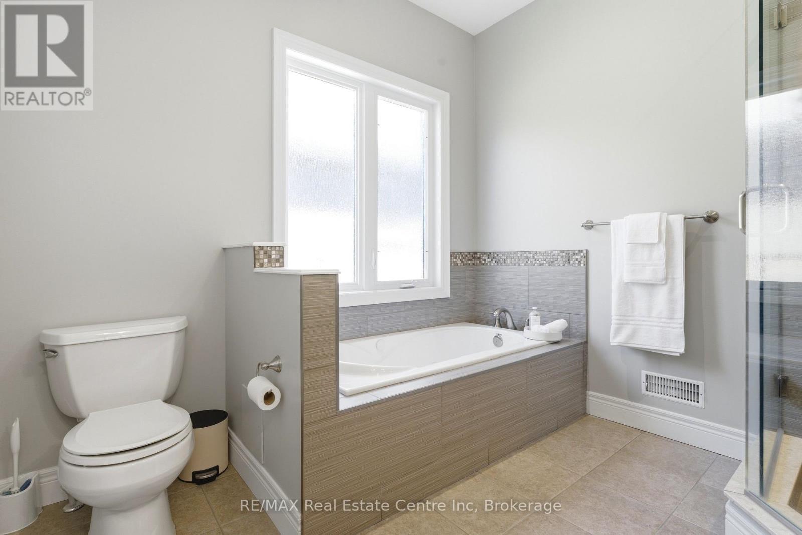 102 Kortright Road E, Guelph, Ontario  N1G 0A5 - Photo 22 - X12996208