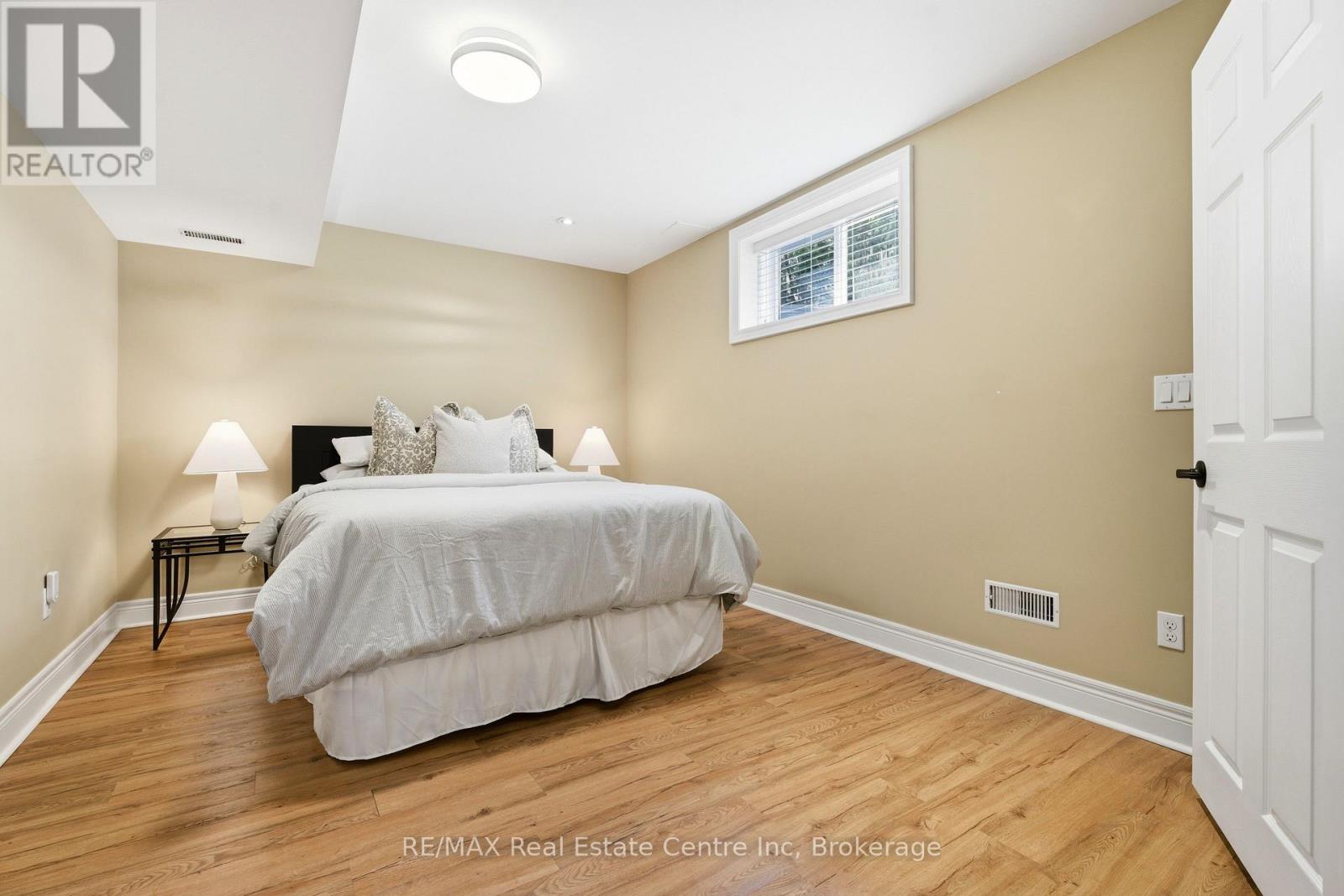 102 Kortright Road E, Guelph, Ontario  N1G 0A5 - Photo 34 - X12996208