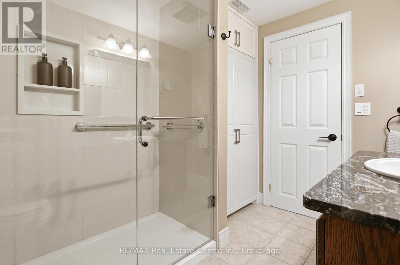 102 Kortright Road E, Guelph, Ontario  N1G 0A5 - Photo 40 - X12996208