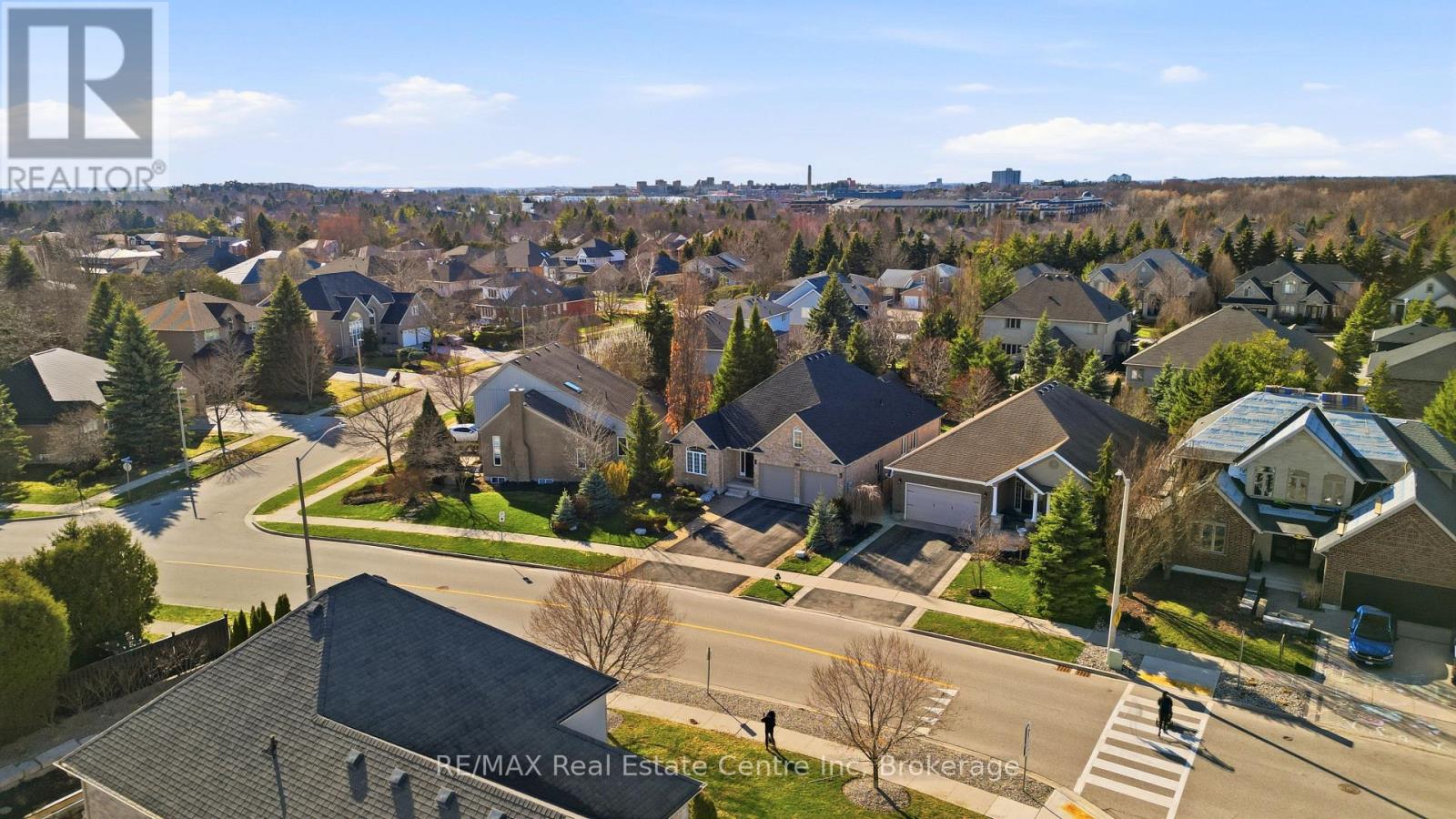 102 Kortright Road E, Guelph, Ontario  N1G 0A5 - Photo 47 - X12996208