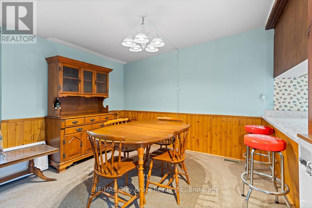 243 Mccullough Lake Drive, Chatsworth, Ontario  N0H 2V0 - Photo 17 - X12996258