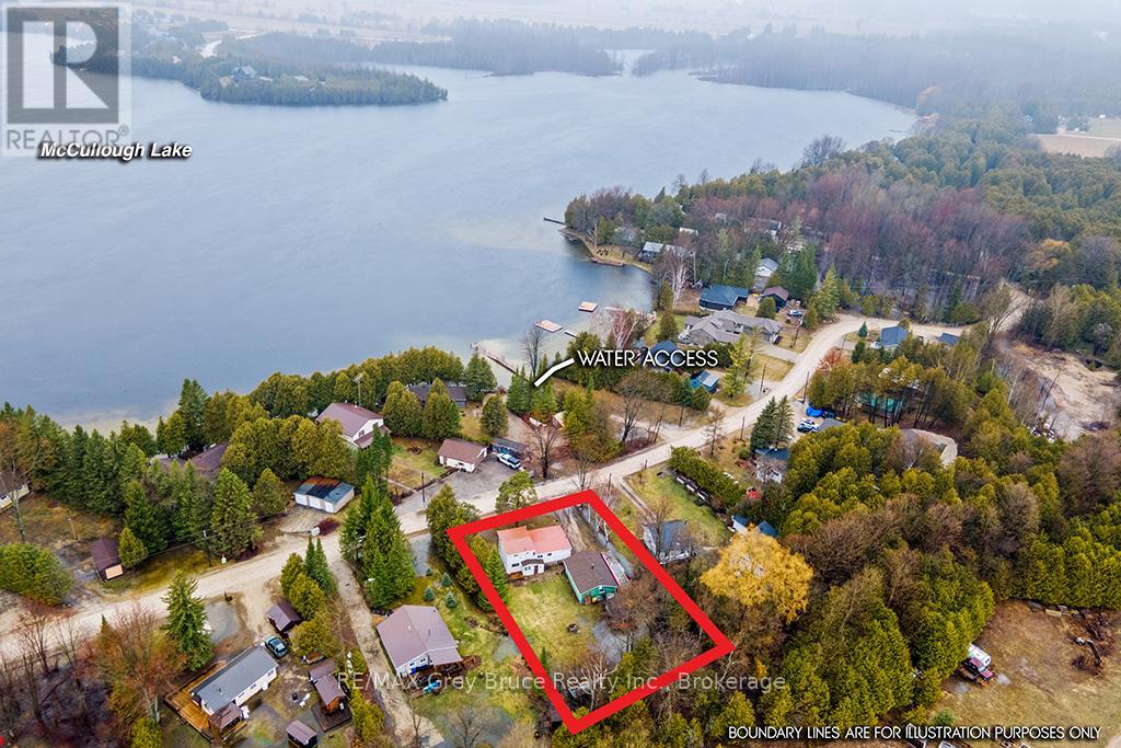 243 Mccullough Lake Drive, Chatsworth, Ontario  N0H 2V0 - Photo 2 - X12996258