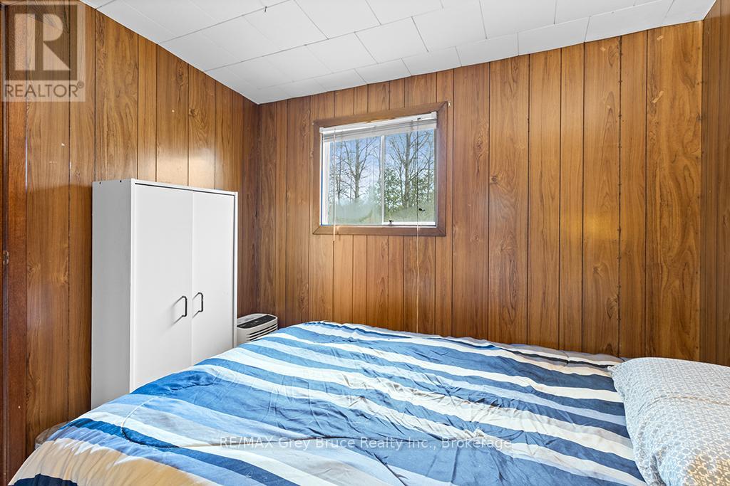 243 Mccullough Lake Drive, Chatsworth, Ontario  N0H 2V0 - Photo 28 - X12996258