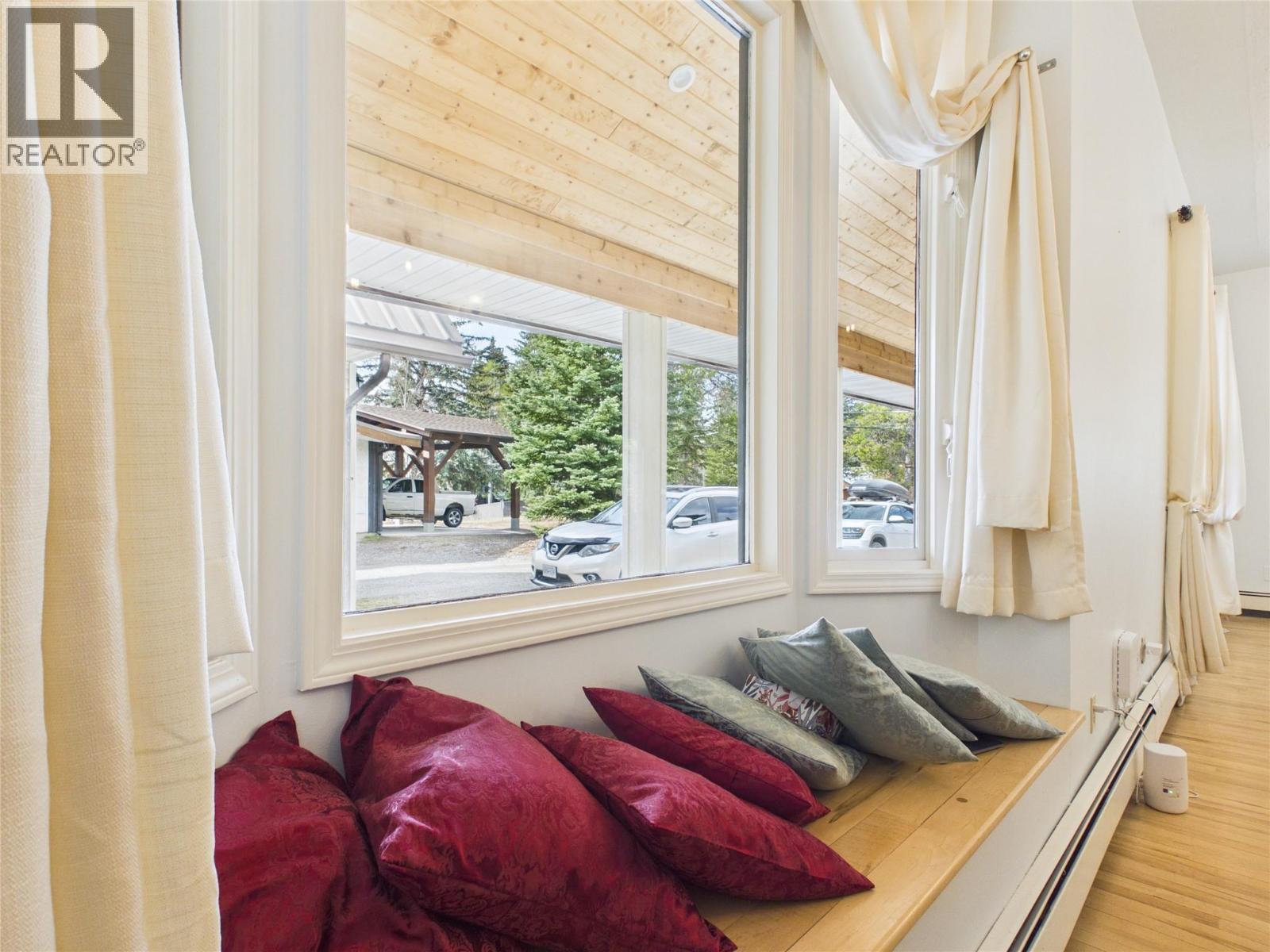 18 Park Avenue, Fernie, British Columbia  V0B 1M3 - Photo 13 - 10381281