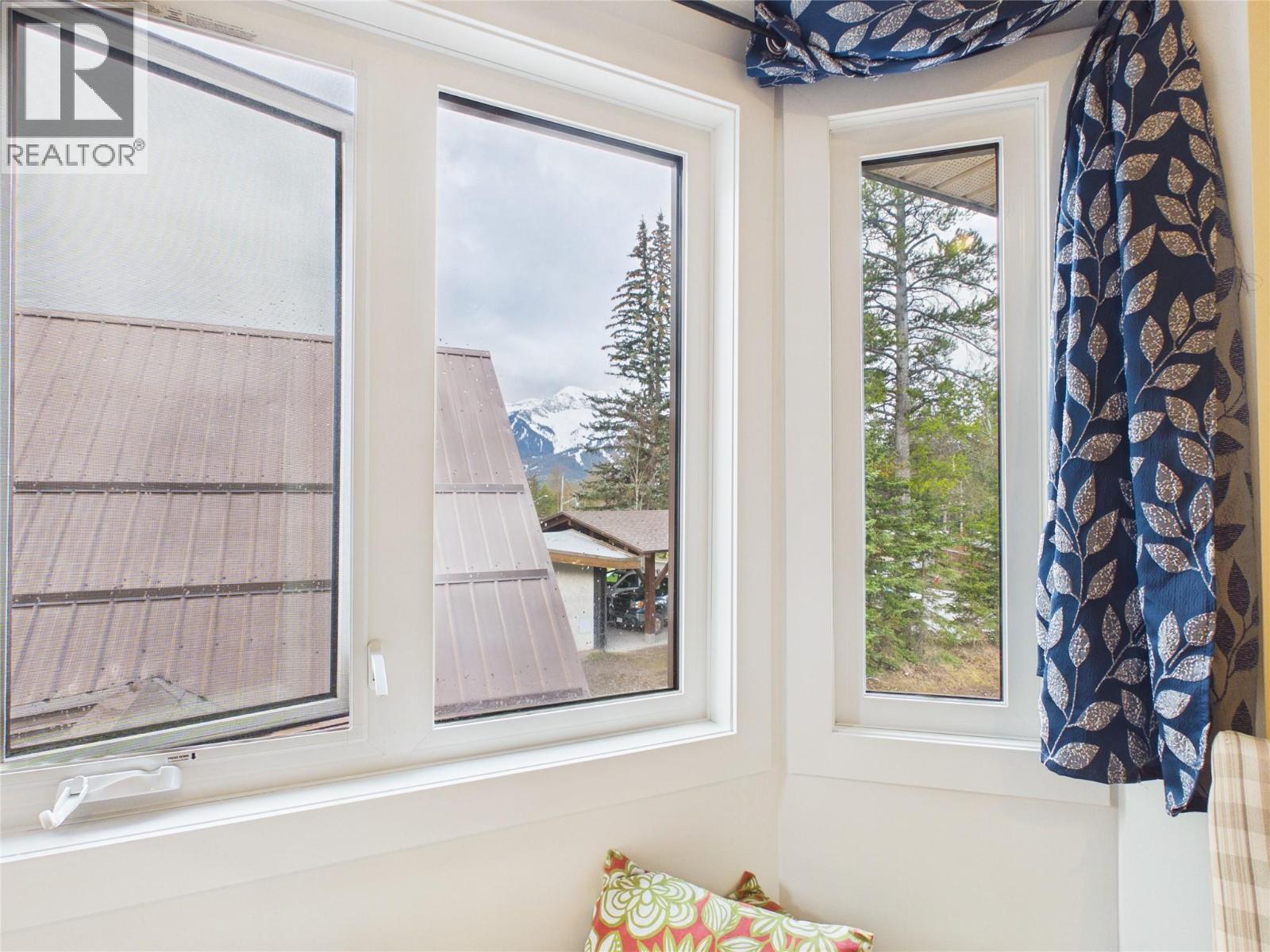 18 Park Avenue, Fernie, British Columbia  V0B 1M3 - Photo 30 - 10381281