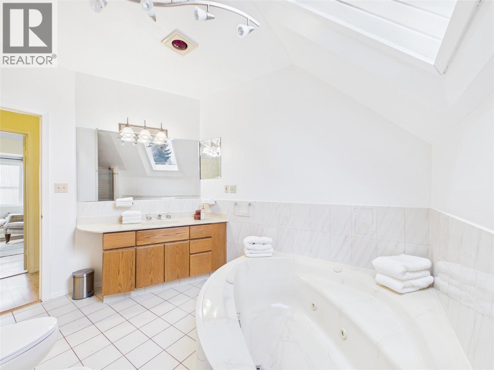 18 Park Avenue, Fernie, British Columbia  V0B 1M3 - Photo 35 - 10381281