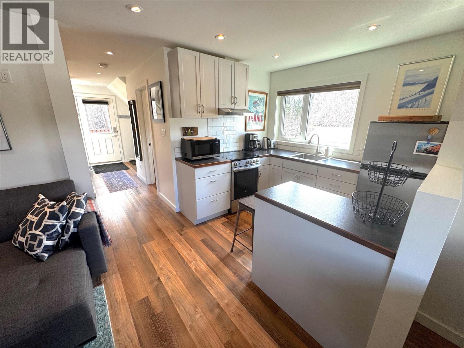 18 Park Avenue, Fernie, British Columbia  V0B 1M3 - Photo 41 - 10381281