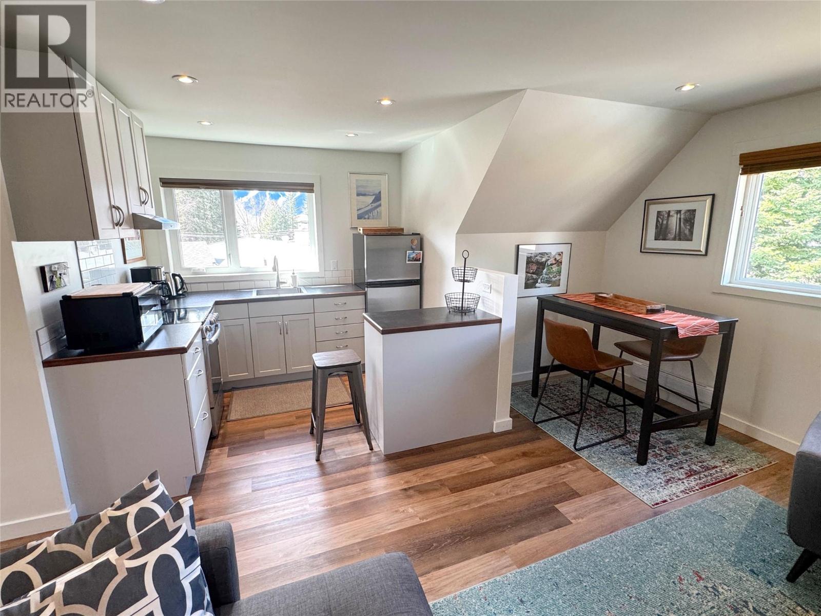 18 Park Avenue, Fernie, British Columbia  V0B 1M3 - Photo 42 - 10381281