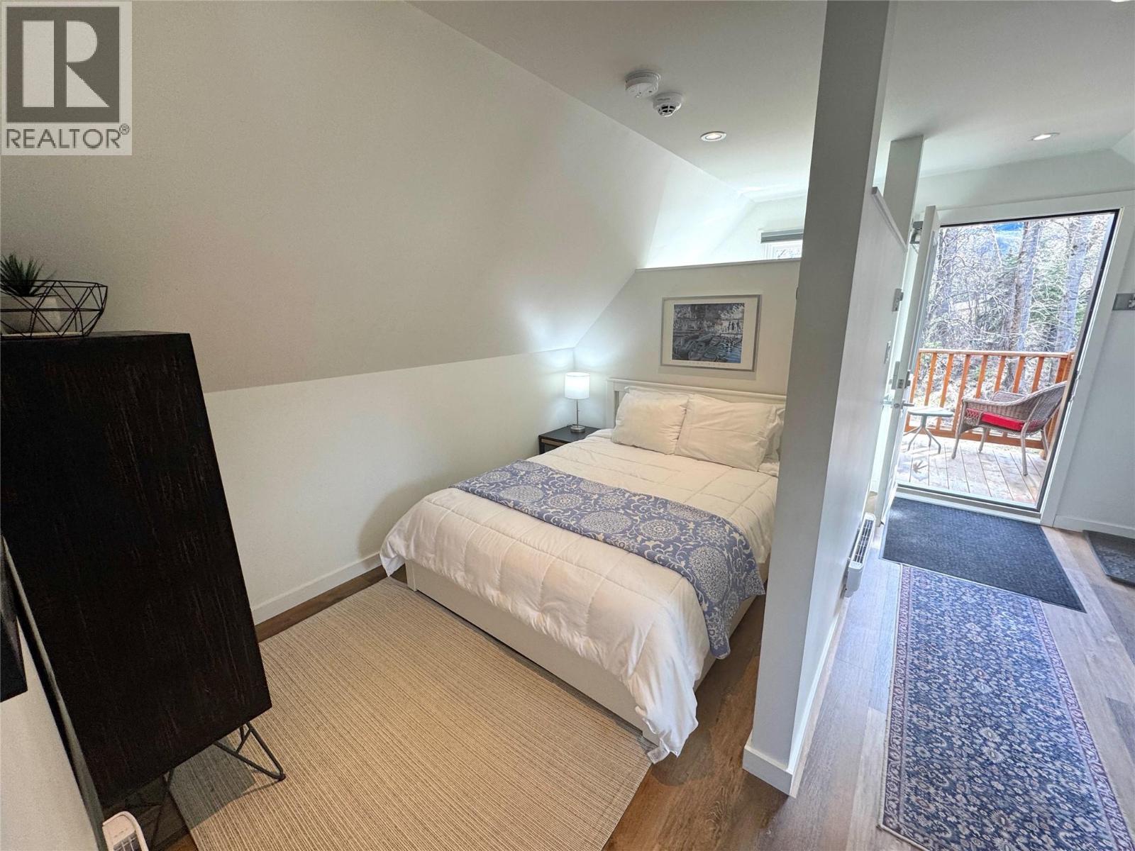 18 Park Avenue, Fernie, British Columbia  V0B 1M3 - Photo 45 - 10381281