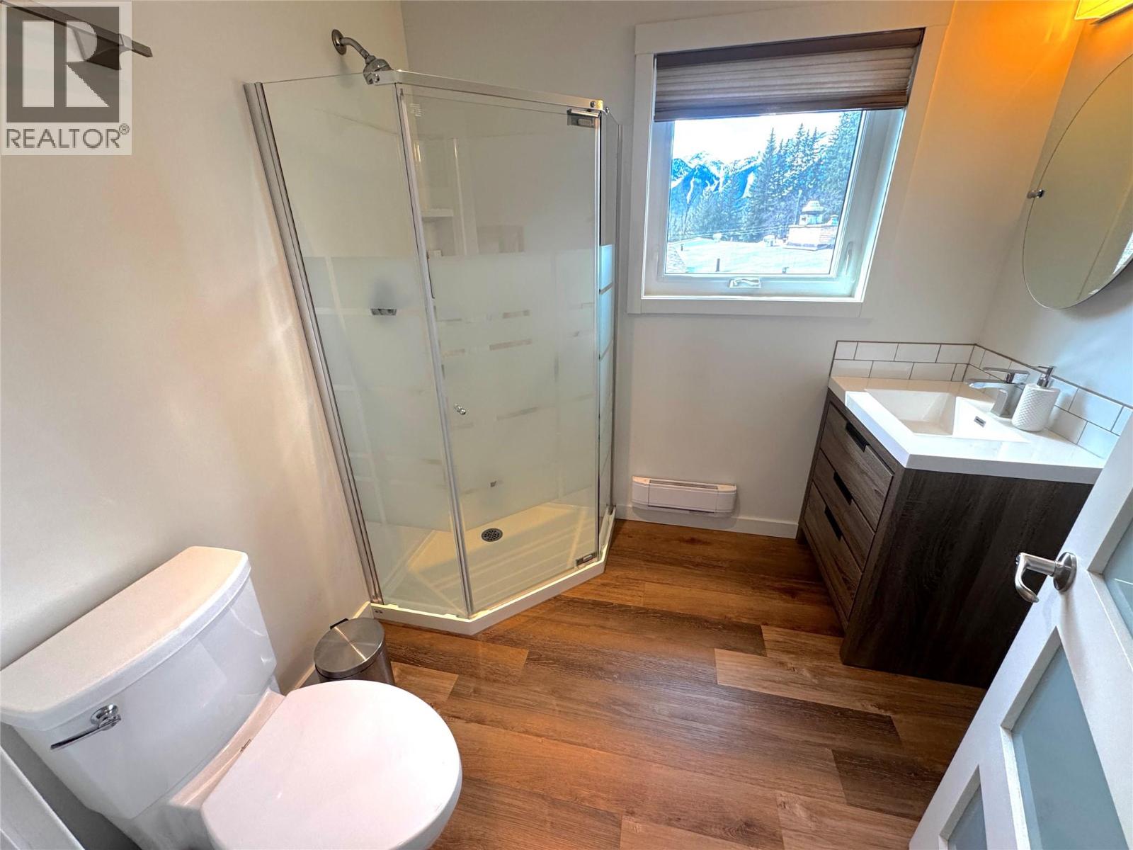 18 Park Avenue, Fernie, British Columbia  V0B 1M3 - Photo 46 - 10381281